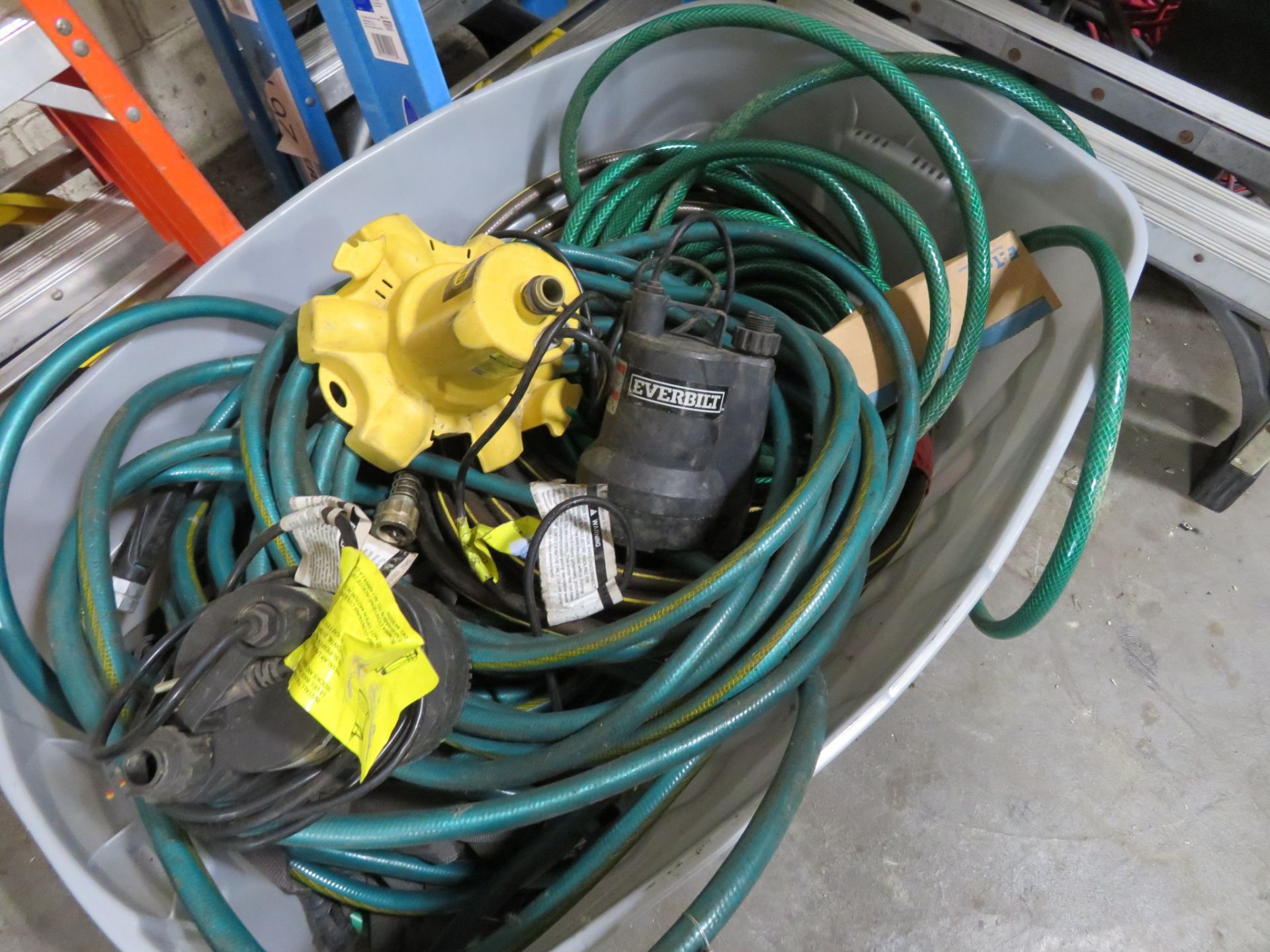 {LOT} Hose & Pumps