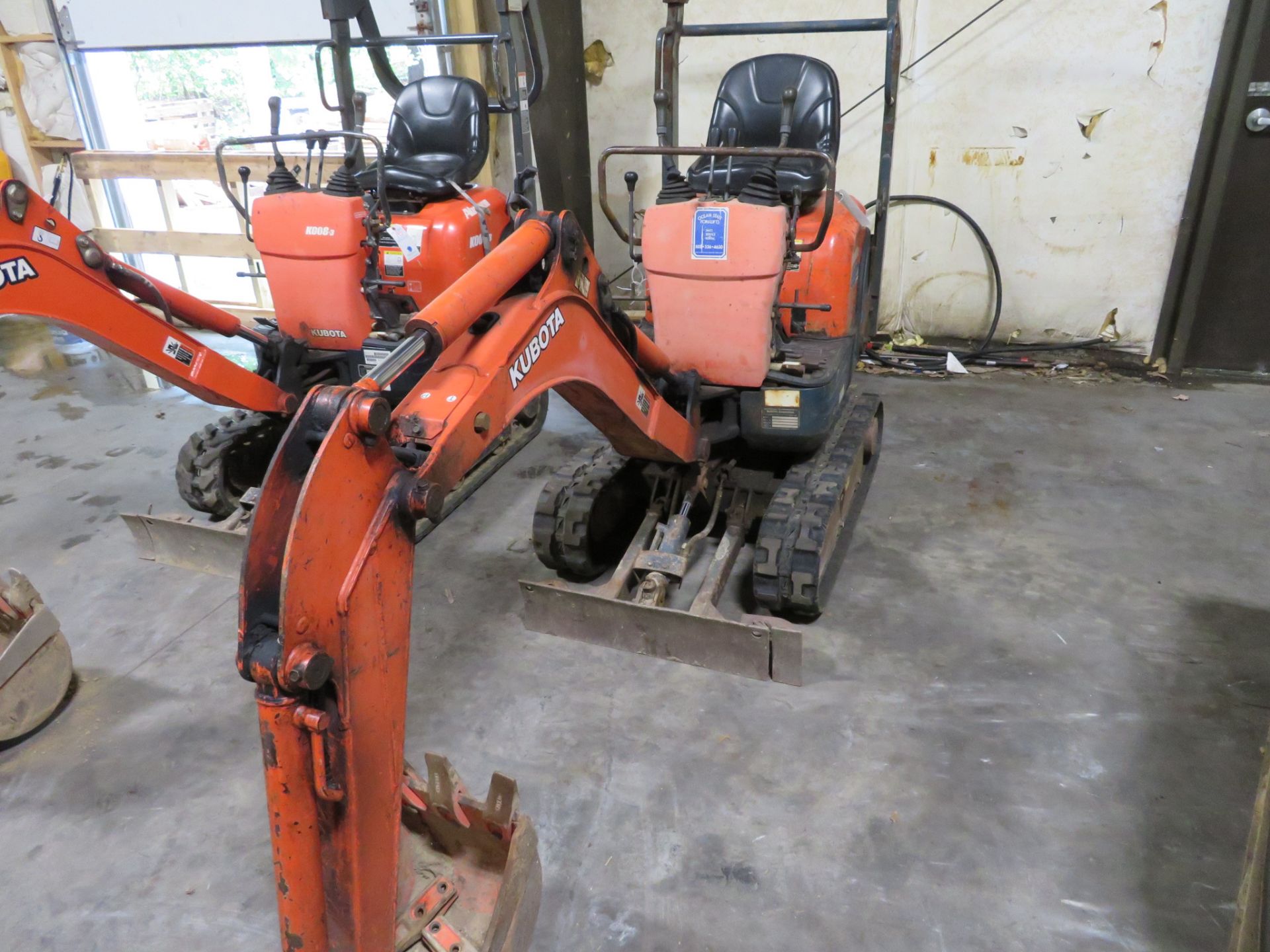 Kubota #K008-3 Mini Track Excavator w/Shovel, Hrs: 1,451, S/N: 18628 (3 Cylinder Motor)