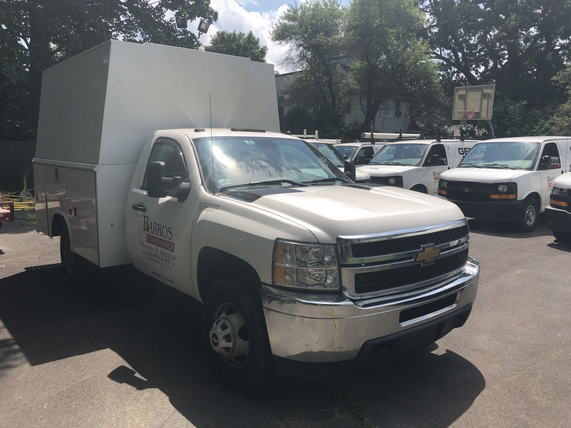 2013 Chevrolet Utility Truck, 6 Wheel, 5 x 4, 8' Box, Allison Transmission, Diesel 6.6HD,Odom(TITLE)