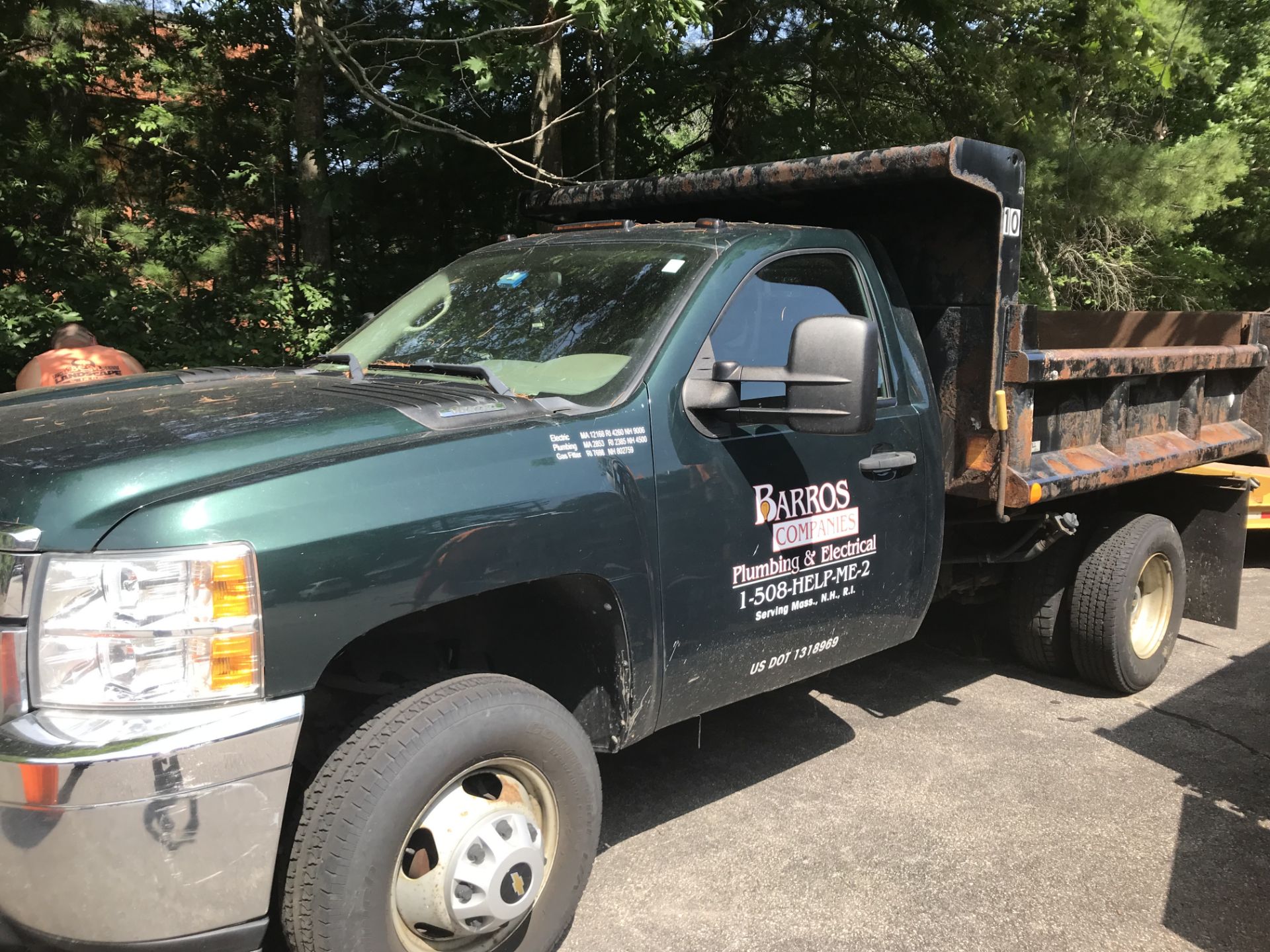 ELEC CONTRACTOR EQUIP - GENERATORS- (13) VANS-TRUCKS -HONDA CRV - KUBOTA TRACTOR &(2) KUBOTA MINI EX - Image 2 of 19