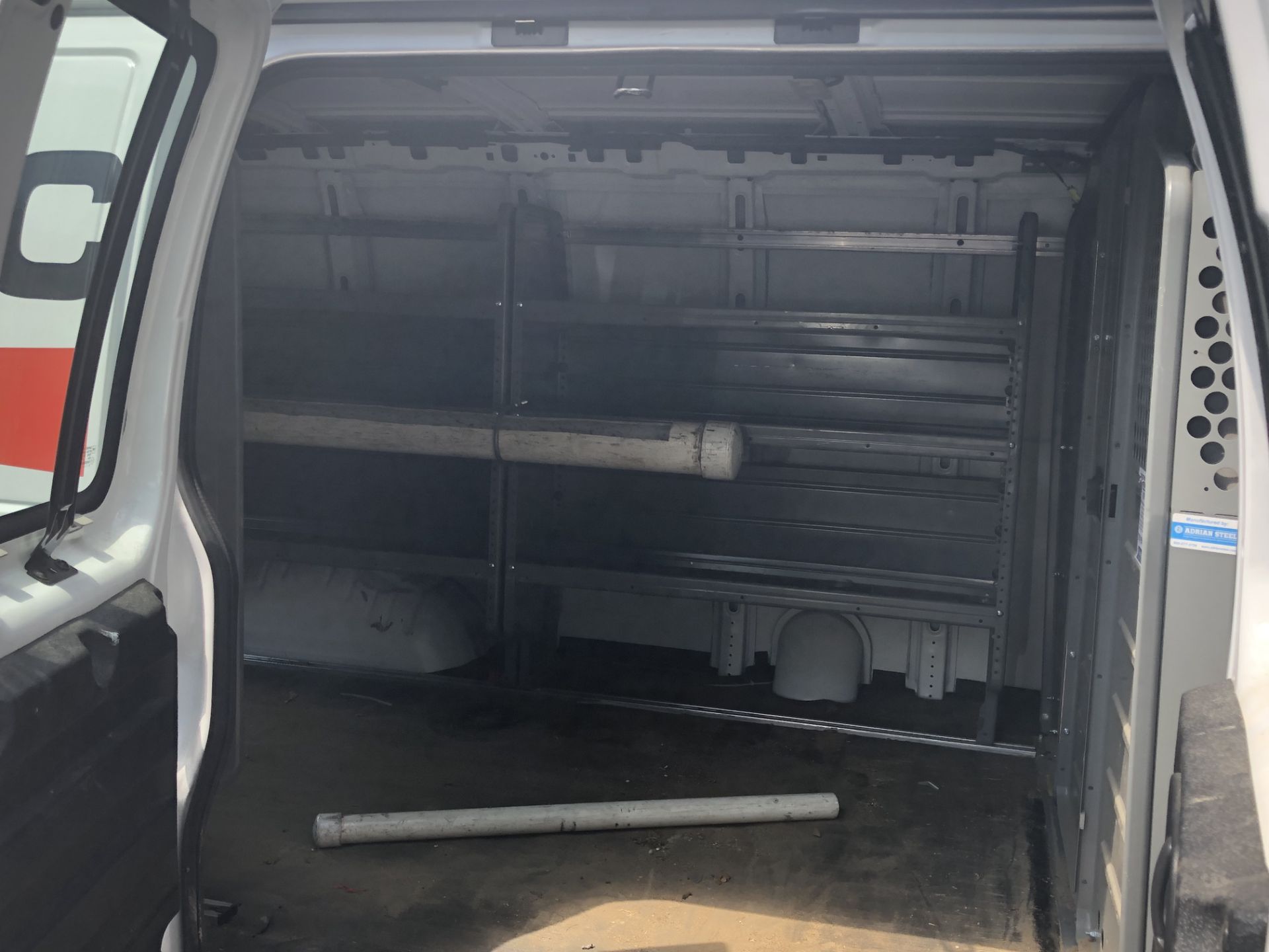 2018 Chevrolet Express Van w/Sec. Grate Shelving & Roof Rack, Odom: 18,700, Vin#: See Desc (TITLE) - Image 6 of 10