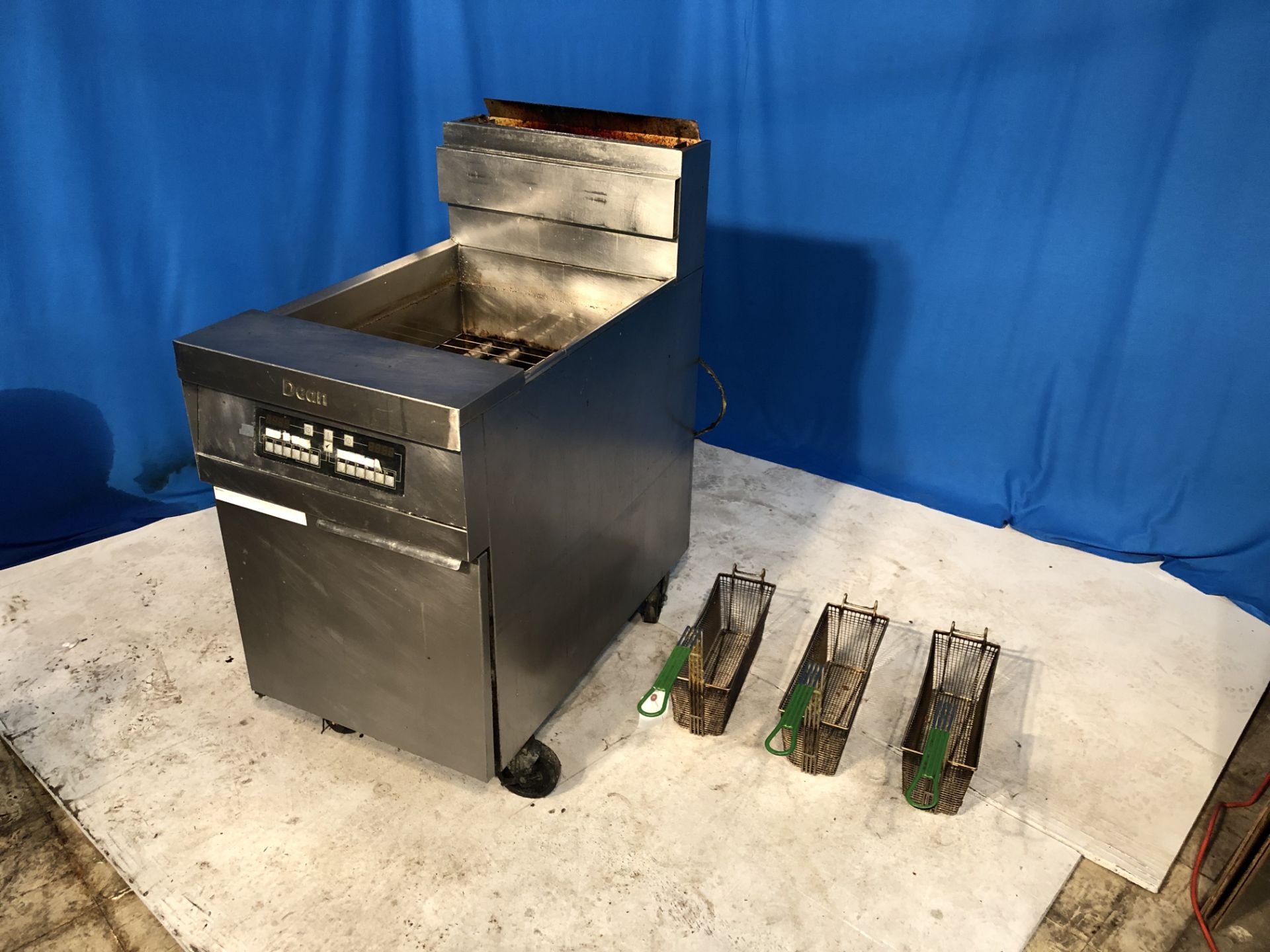 Dean #CFD180 22" SS Gas Fryer