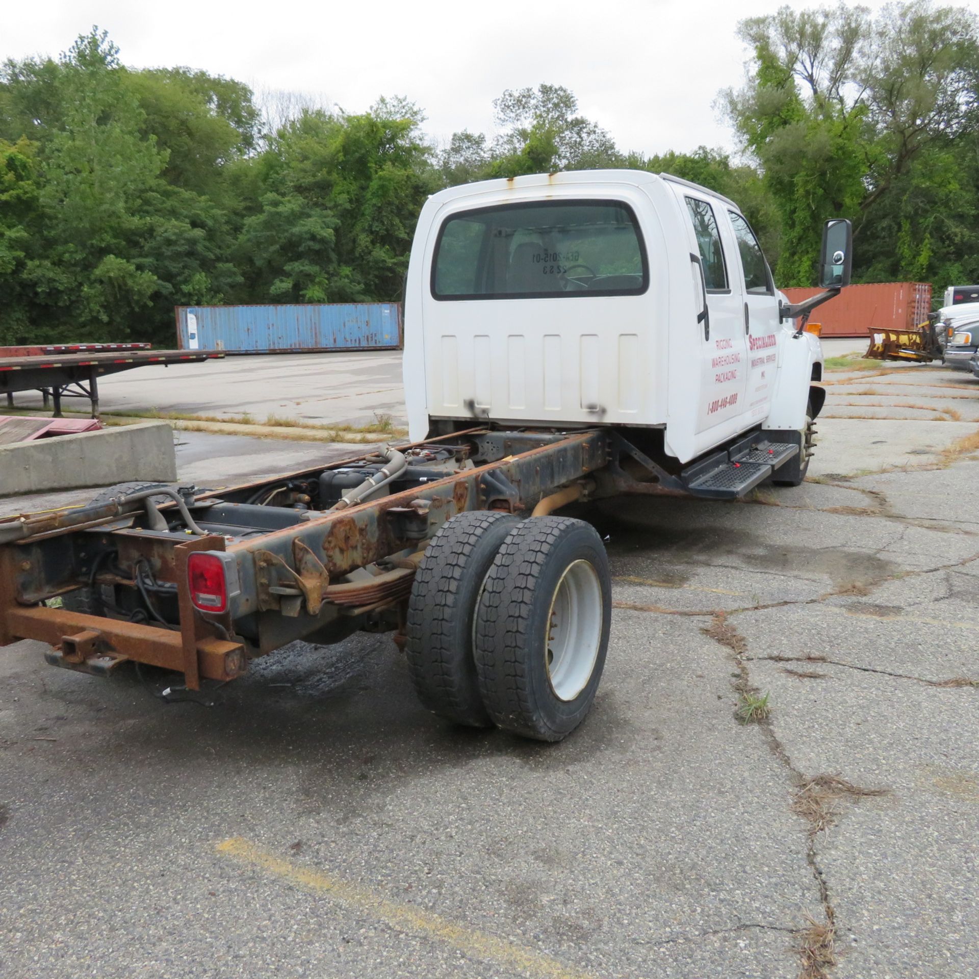 2005 Chevy C4500 4 Door DuraMax Diesel 6 Wheel Auto, Odom: 134,304 V/N: 1GBE4E1245F524817 - Image 4 of 4