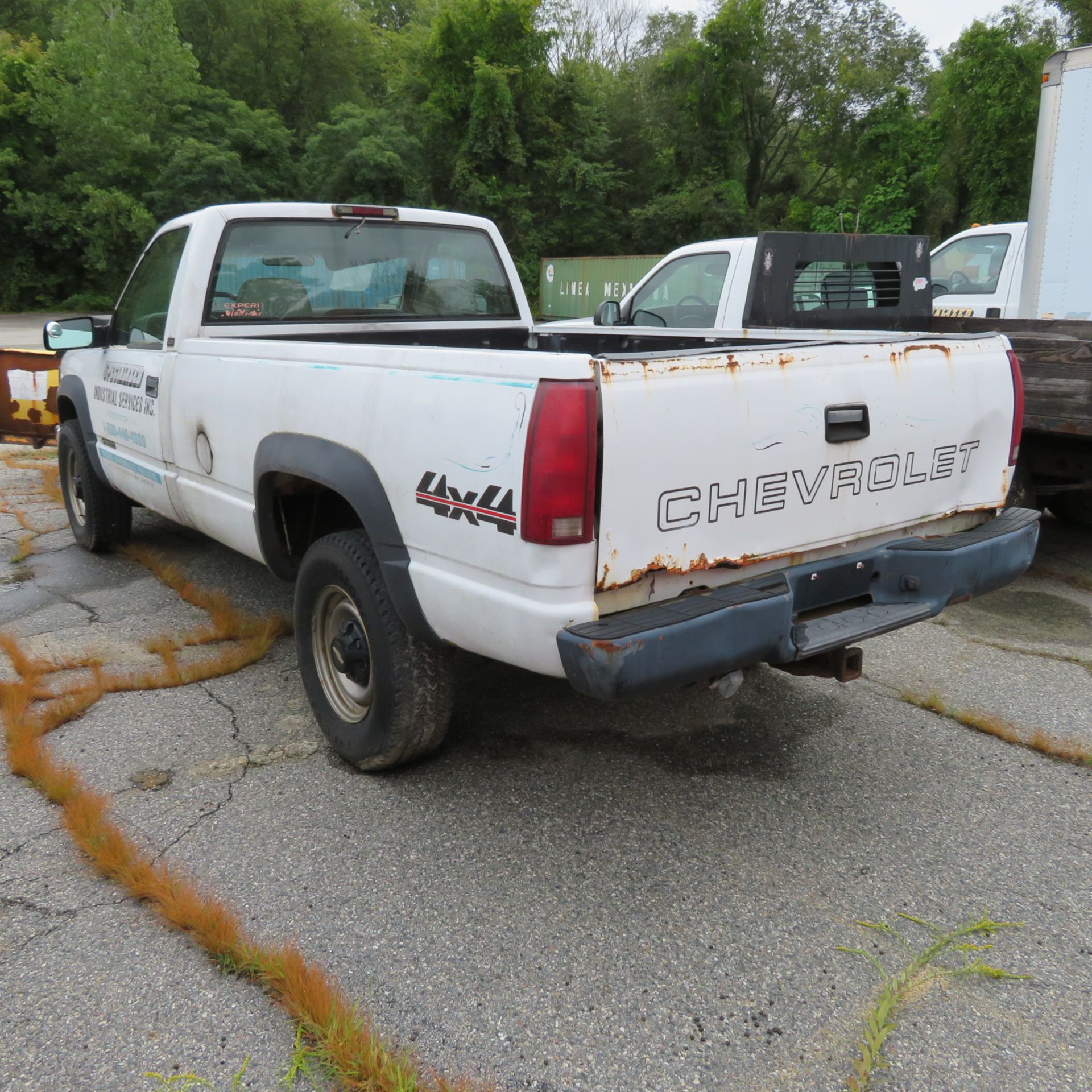 1998 Chevy 3500 Cheyenne 8' Bed Auto Transmission, 4X4, Gas, 2 Door w/ 8' Fisher Plow w/ Minute - Image 3 of 4