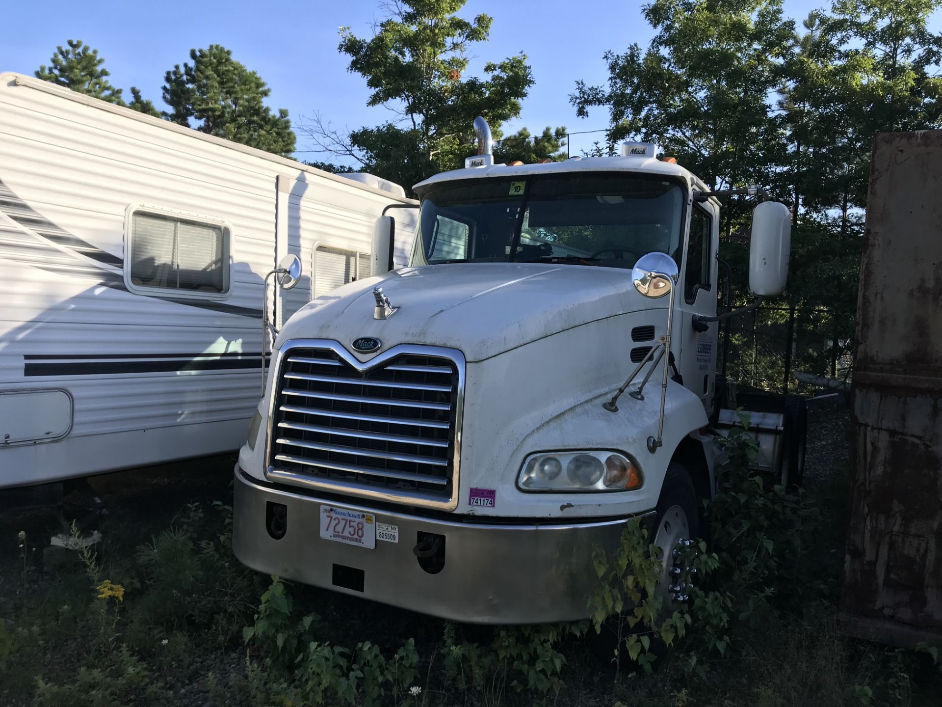 2003 Mack Dual Axle Diesel Tractor Truck, Odom: TBD, Vin#: 1M1AE07Y63N014865 (More Info to Come) (