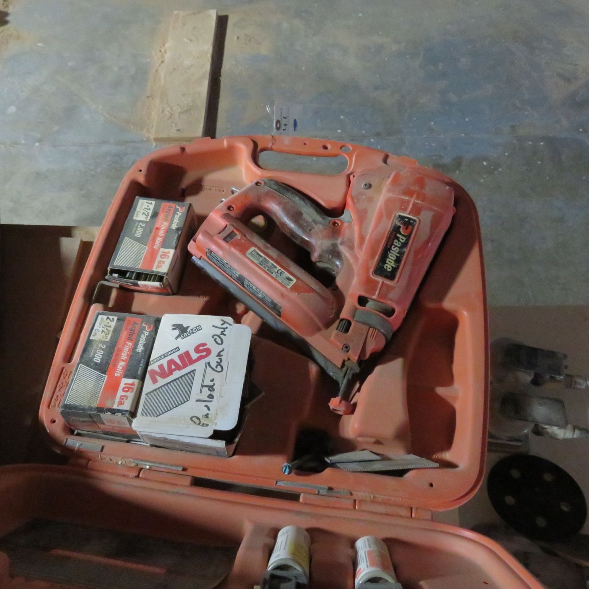 Paslode Impulse Finish Nailer