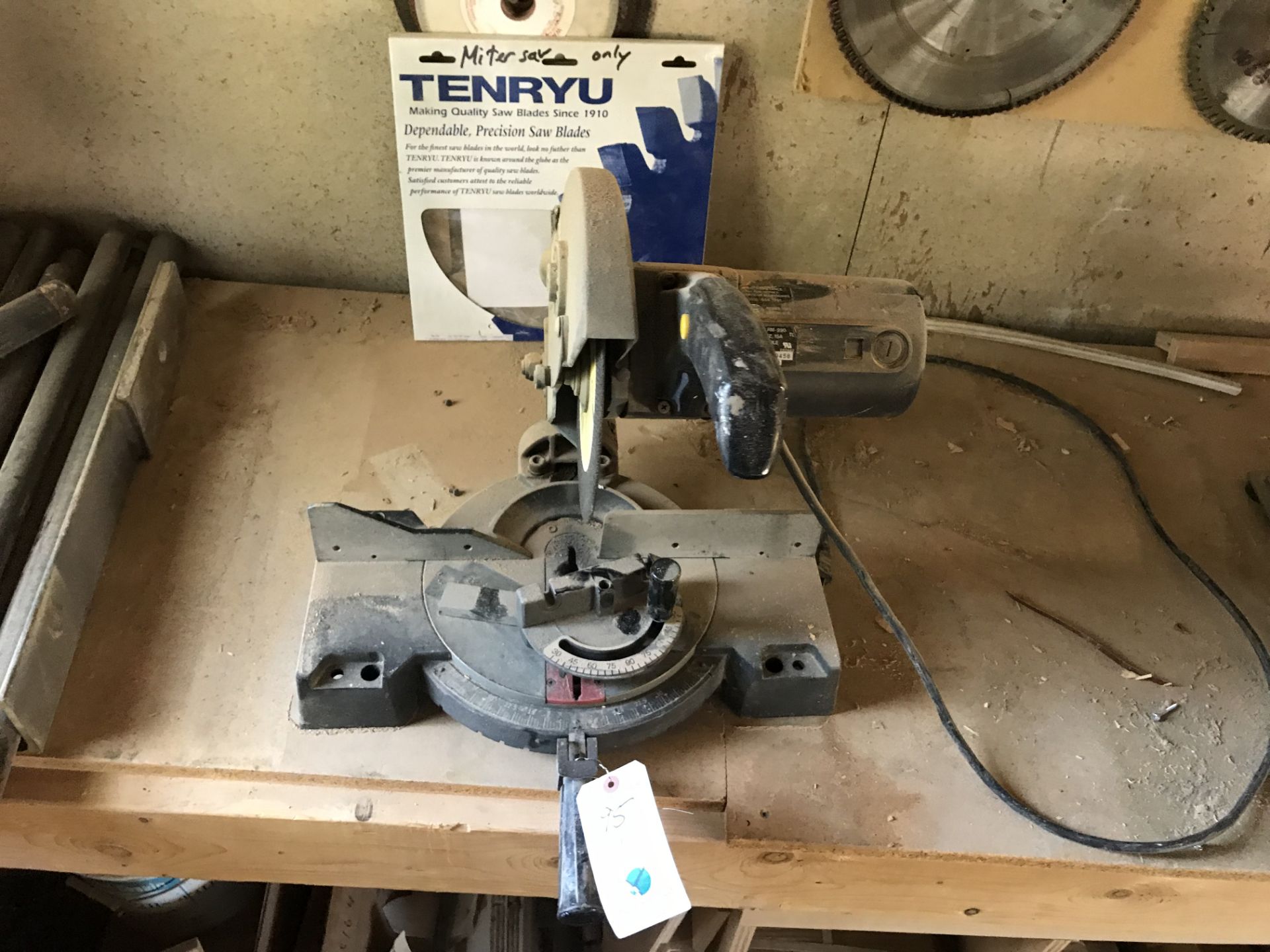 Tradesman Choice 10" Compound Miter Saw