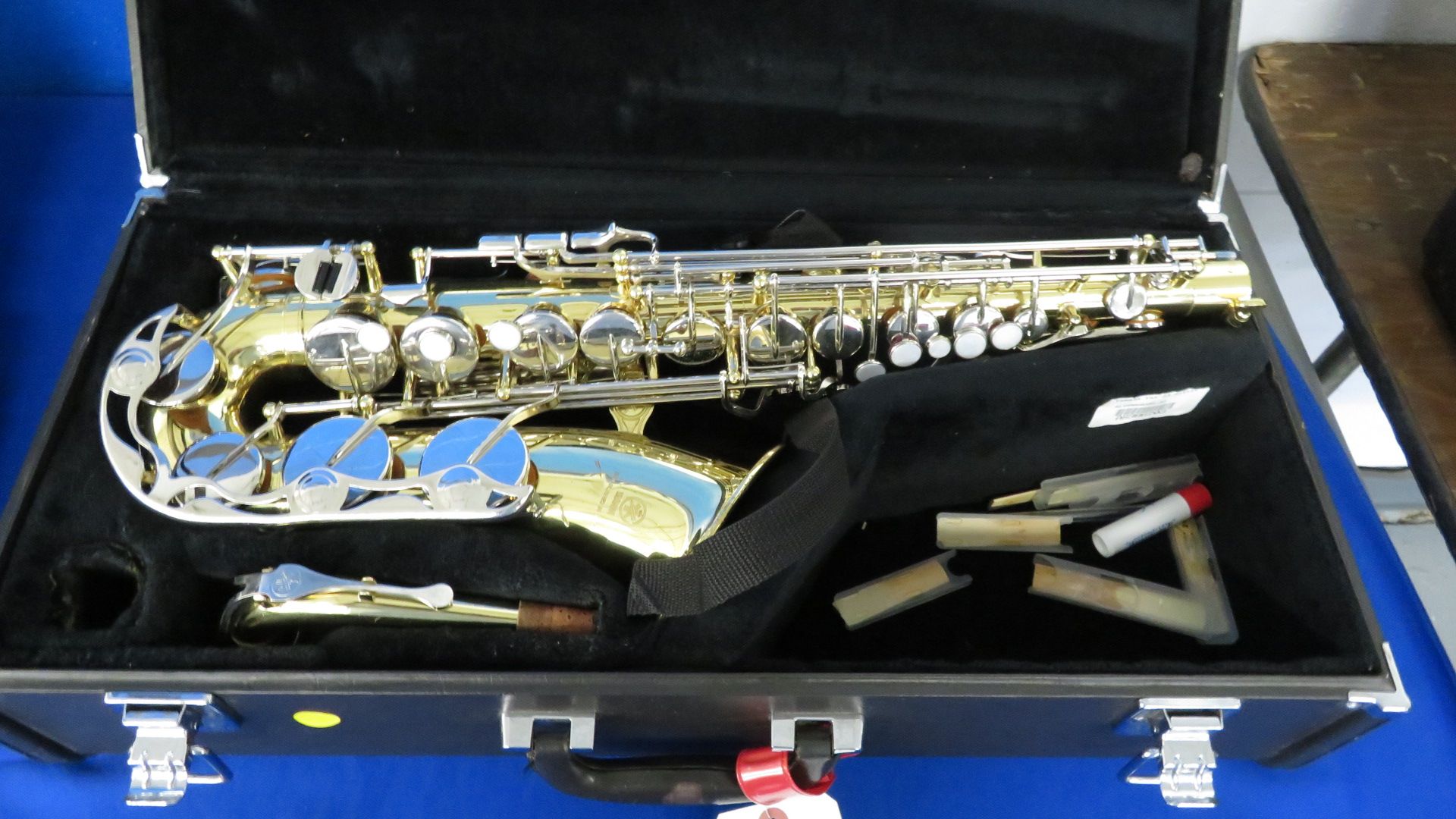 (Lot of 28 Instruments) Yamaha (Grade B) #CL079250, Selmer (Grade B) Clarinet #CL1630379, Yamaha (Gr - Image 2 of 28