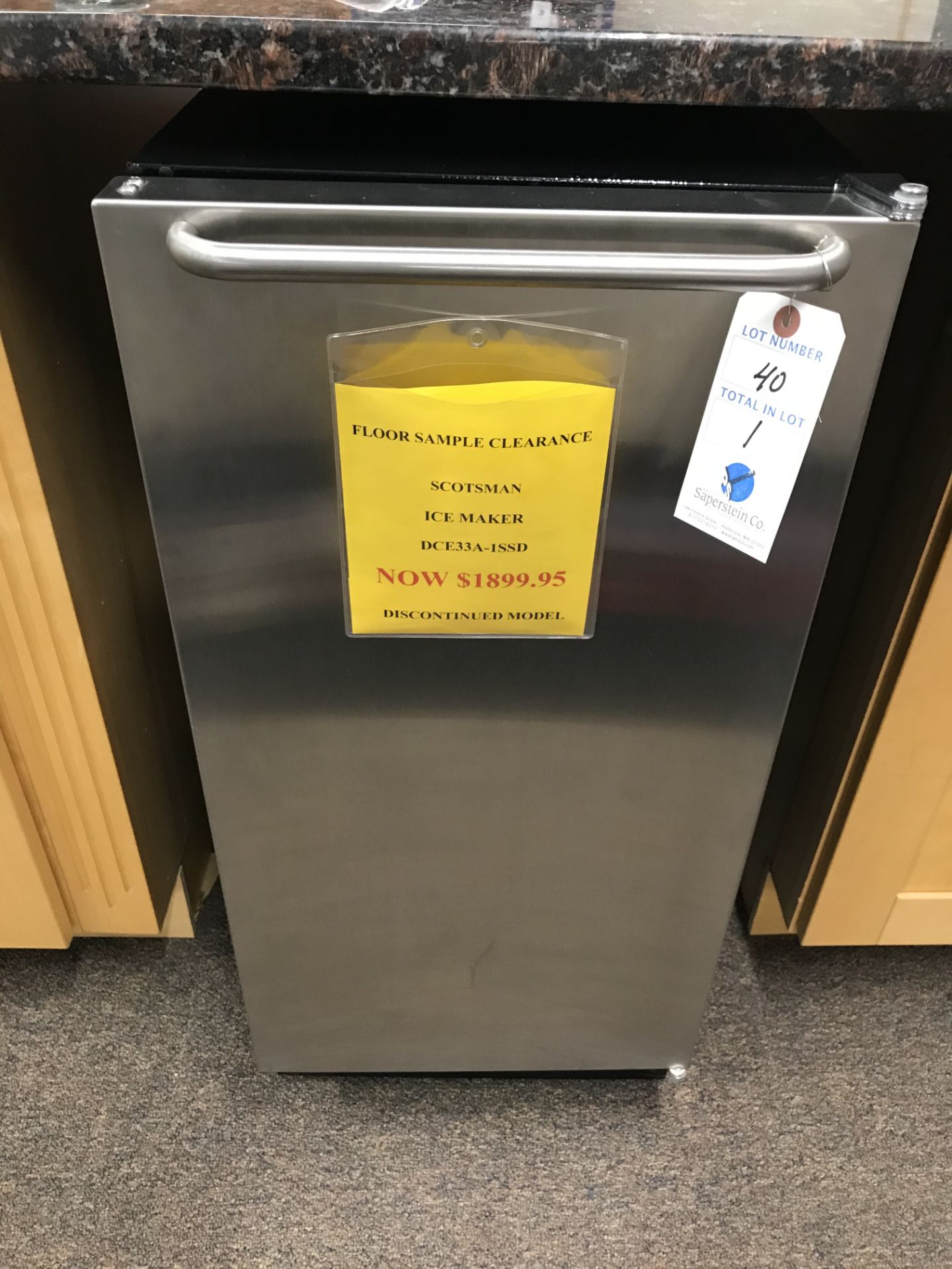 Scotsman SS Ice Maker (Retail Price: $1,900 See Tag)