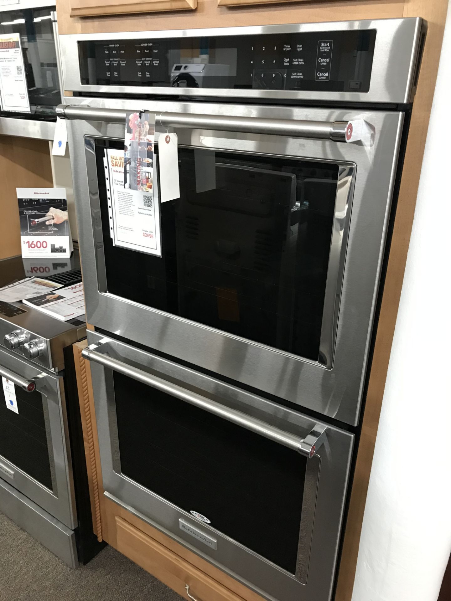 KitchenAid SS Double Wall Oven #KODE500SS 30"W x 26.88"D x 51.25"H (Retail Price: $3,599 See Tag)