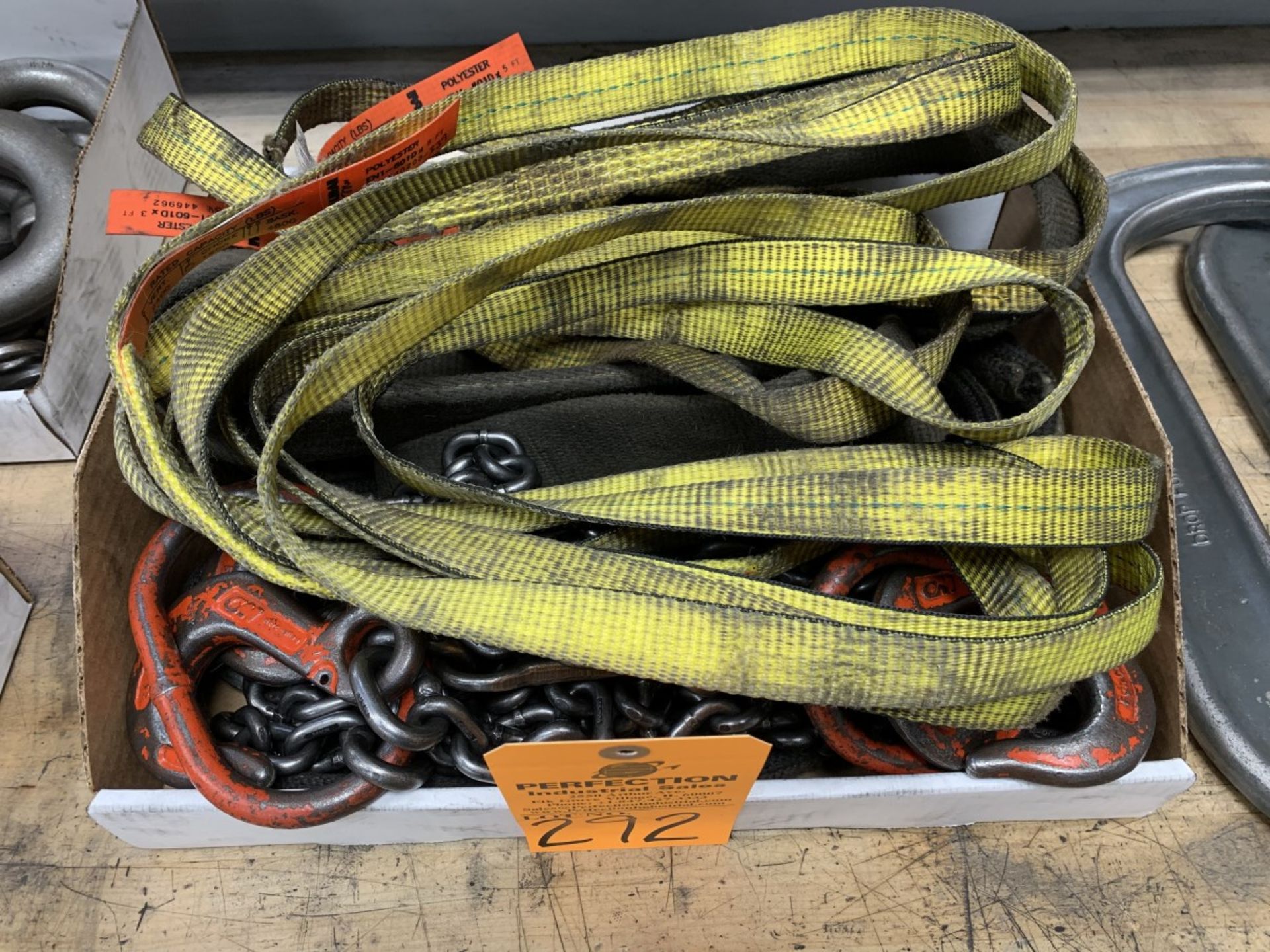 Lot of Lifting Chains and Nylon Straps (Located at: R & D Components)
