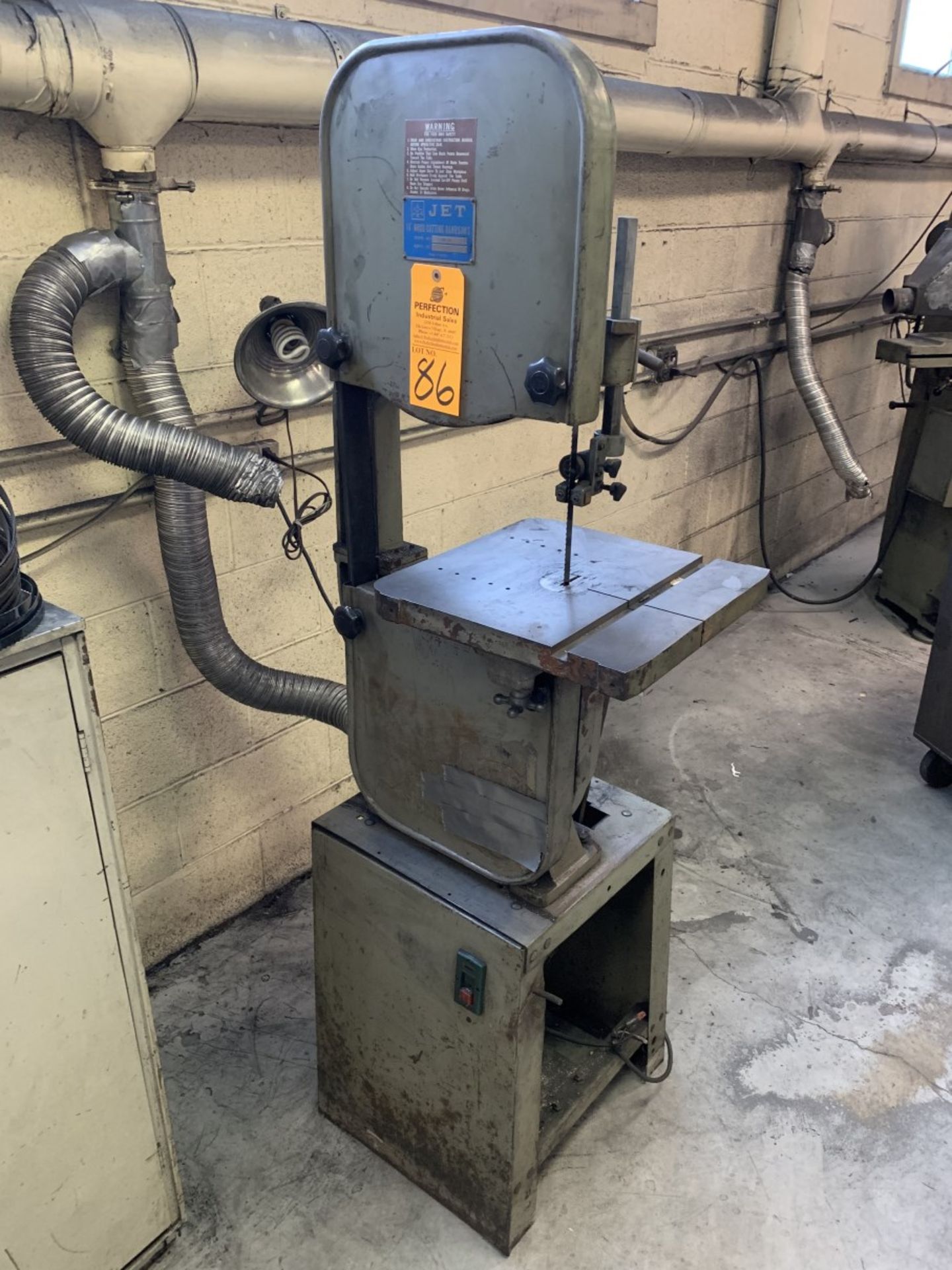 JET JBS-14 Vertical Bandsaw, s/n 9-072465, 14” Throat, 14” x 14” Table (Located at: Goudie Tool &