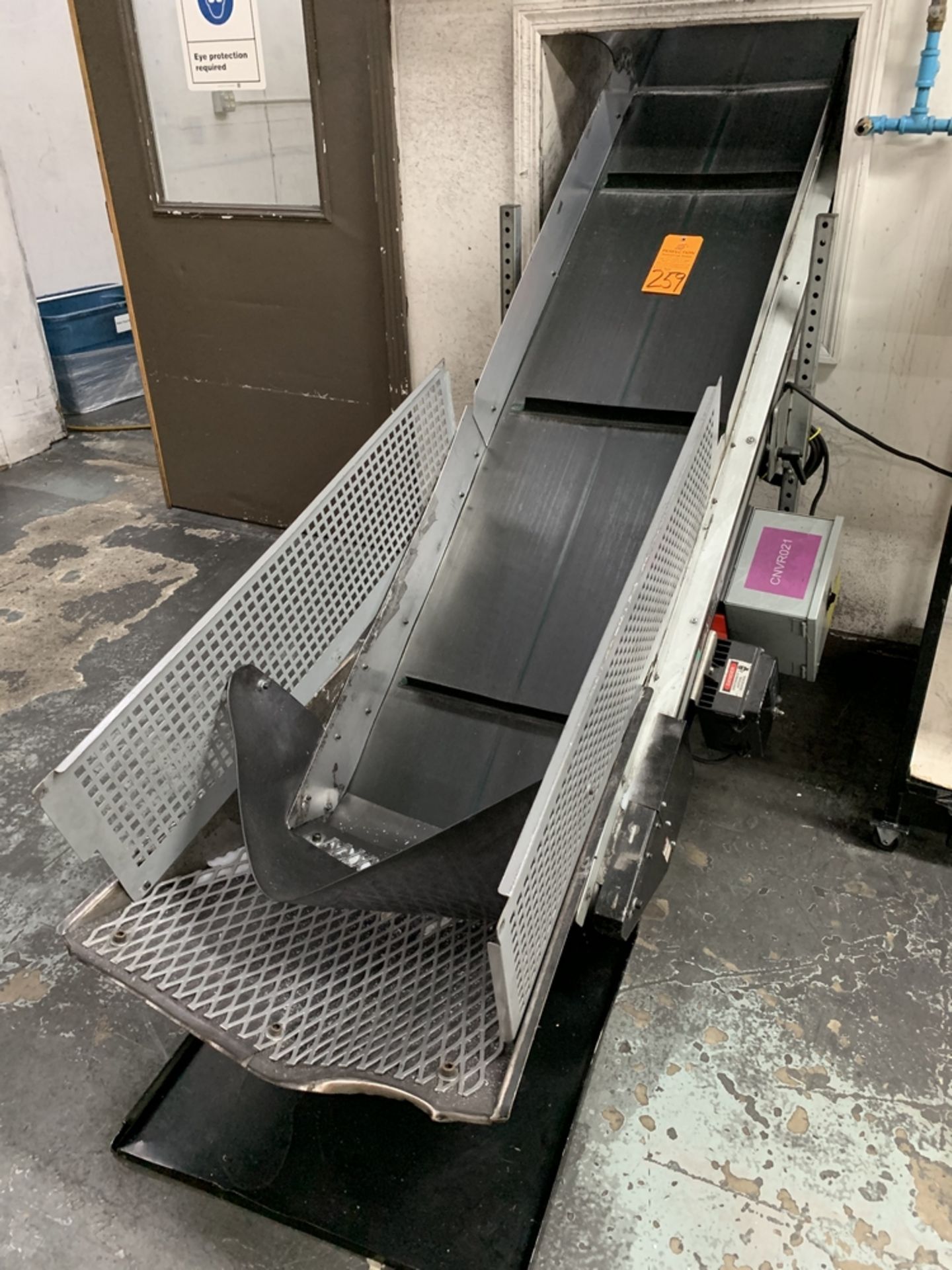 CRIZAF L1-18 X 12 Belt Conveyor, s/n CE-4383 BLDG #1