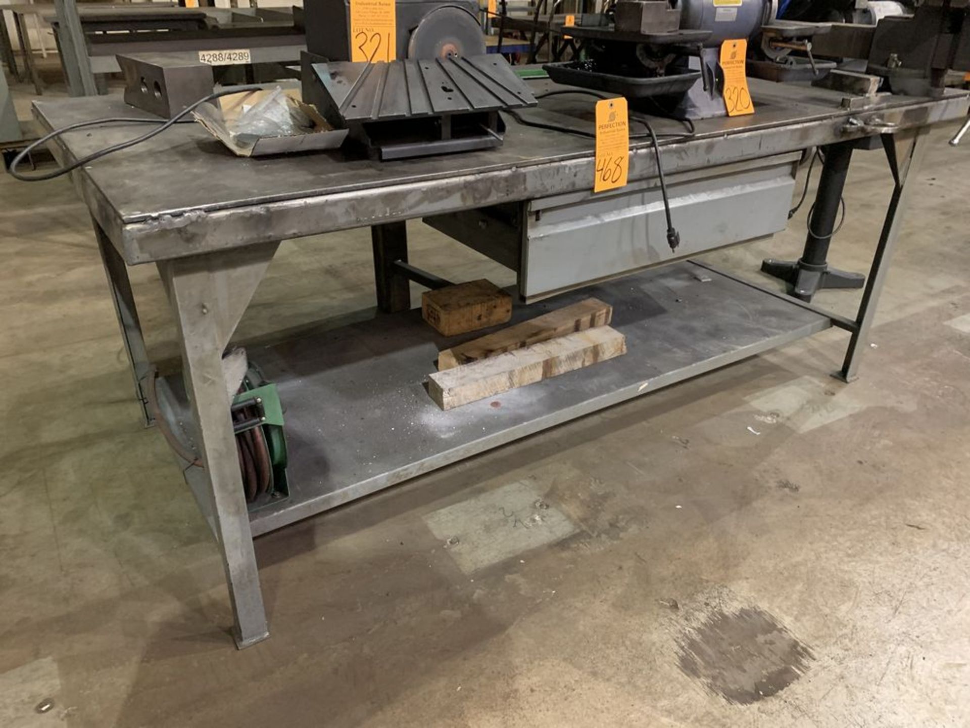 Welding Table, 42" x 84" w/ Air Hose Reel