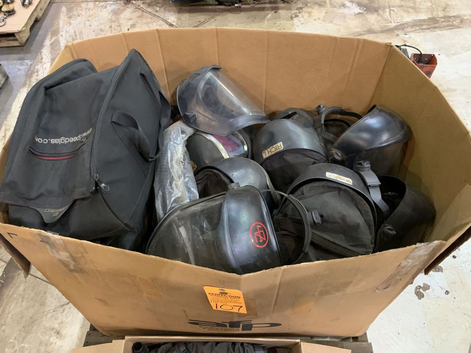 Gaylord of Welding Helmets and Breathing Helmets - Image 2 of 2