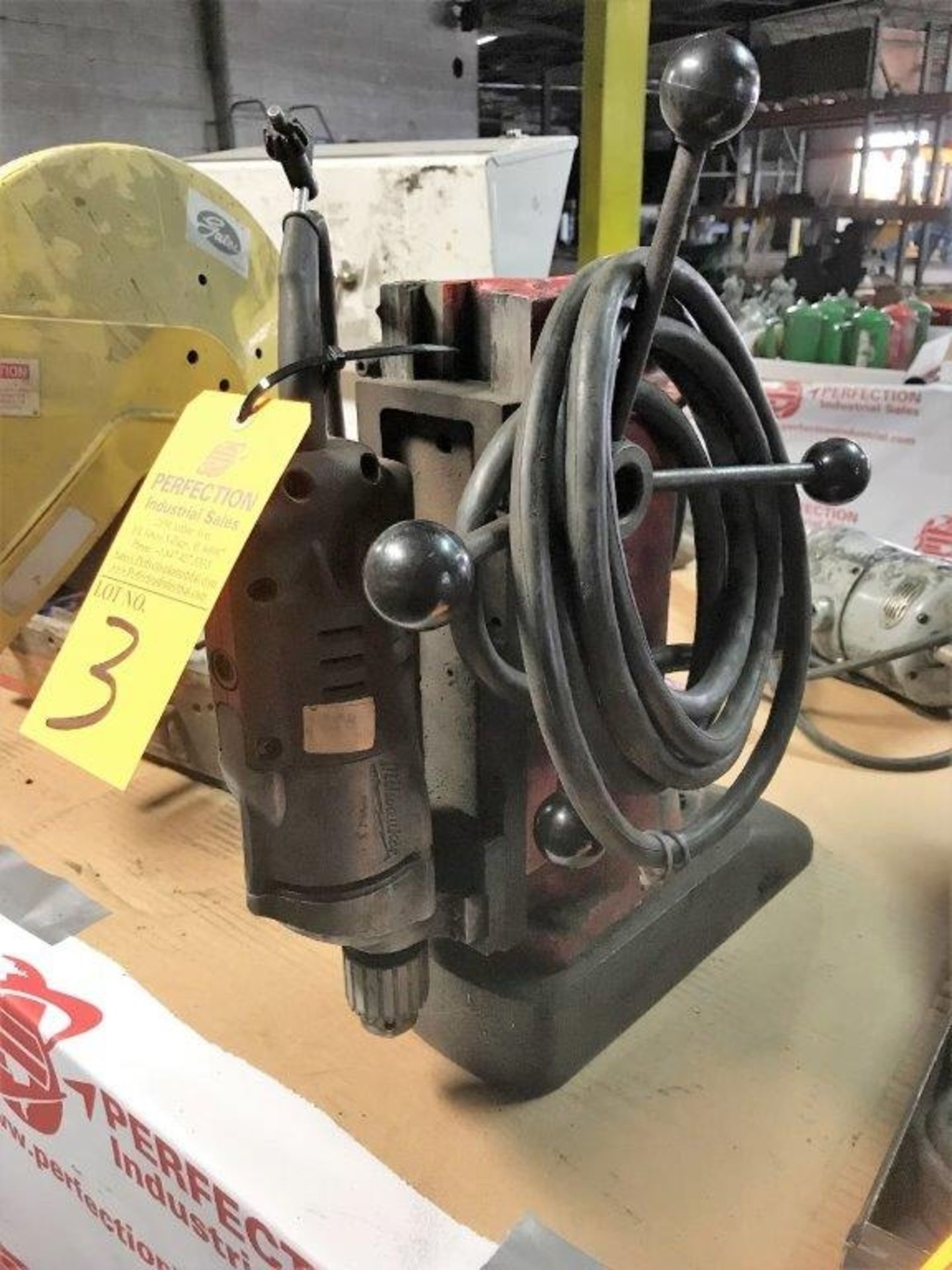 Milwaukee 4253-1 1/2" Magnetic Drill Press