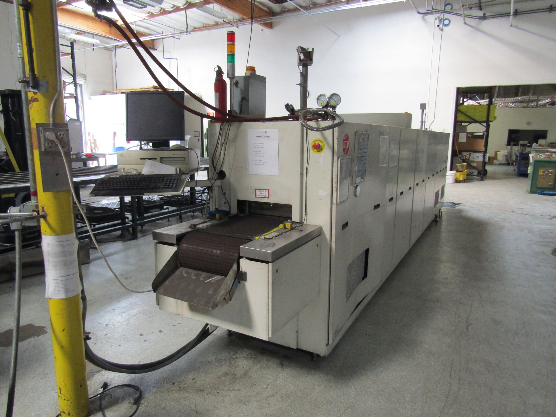 2000 BTU INTERNATIONAL Annealing Furnace, Model TCA142-7-84E78, Serial MTAZ-9, Max Temp 800 C - Image 2 of 5