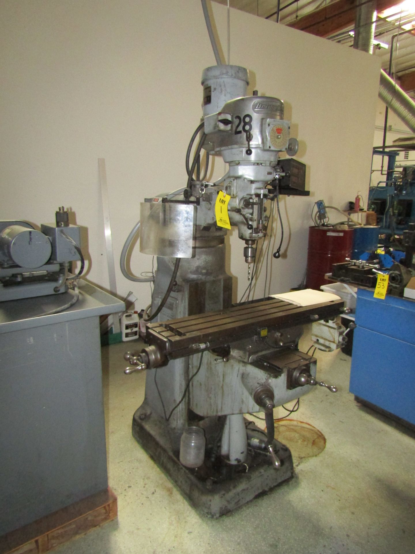 BRIDGEPORT Vertical Mill, Model 148996, S/N J153444, W/ Sargon Model 652 Digital Read Out