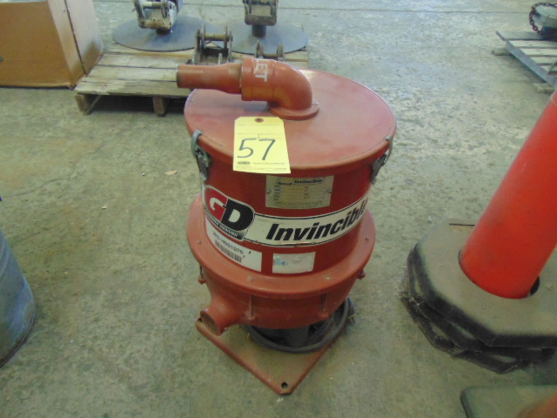 VACUUM SYSTEM, GARDNER DENVER INVINCIBLE MDL. 682, S/N H001076