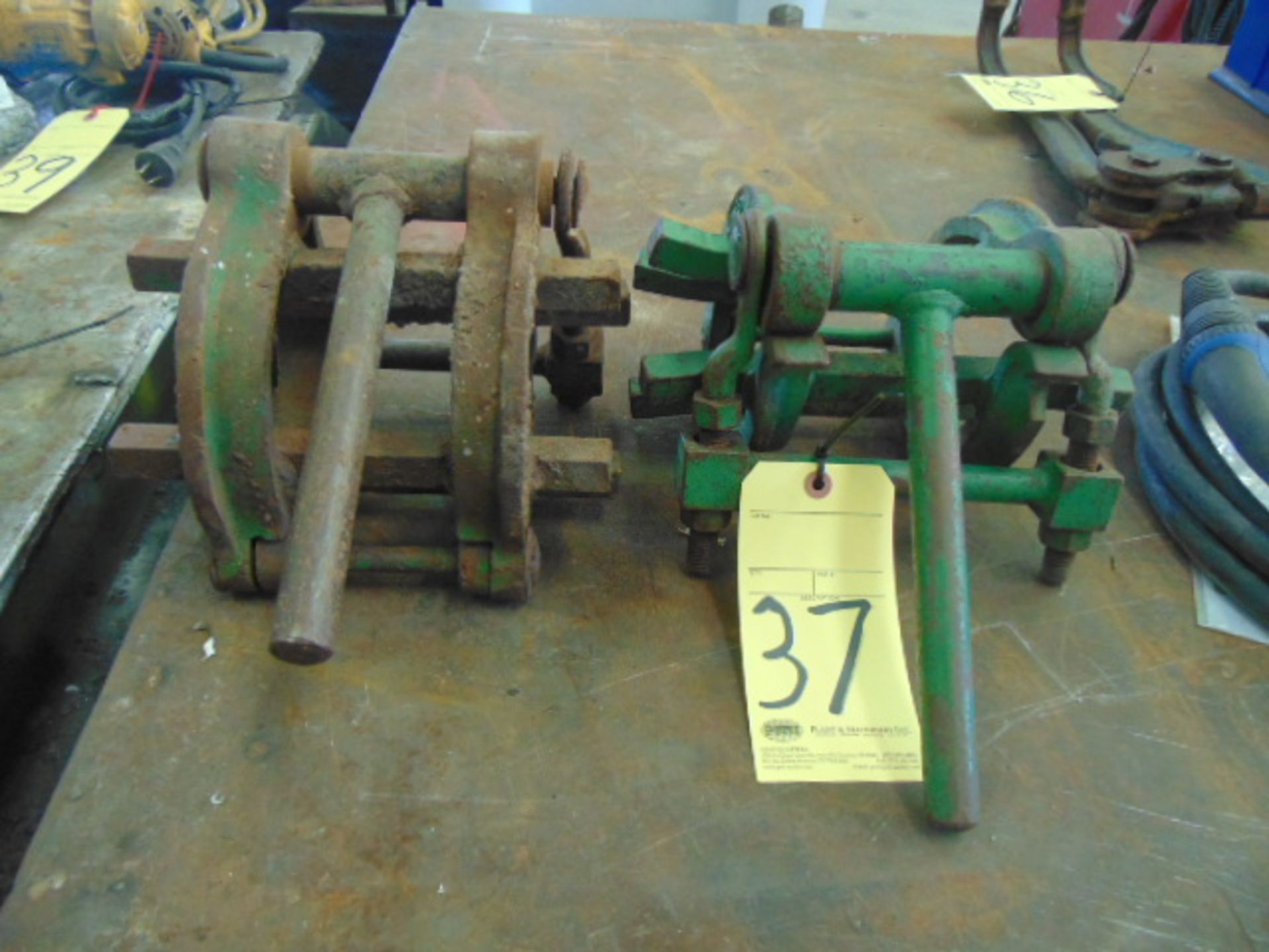 LOT OF PIPE WELDING CLAMPS (4)