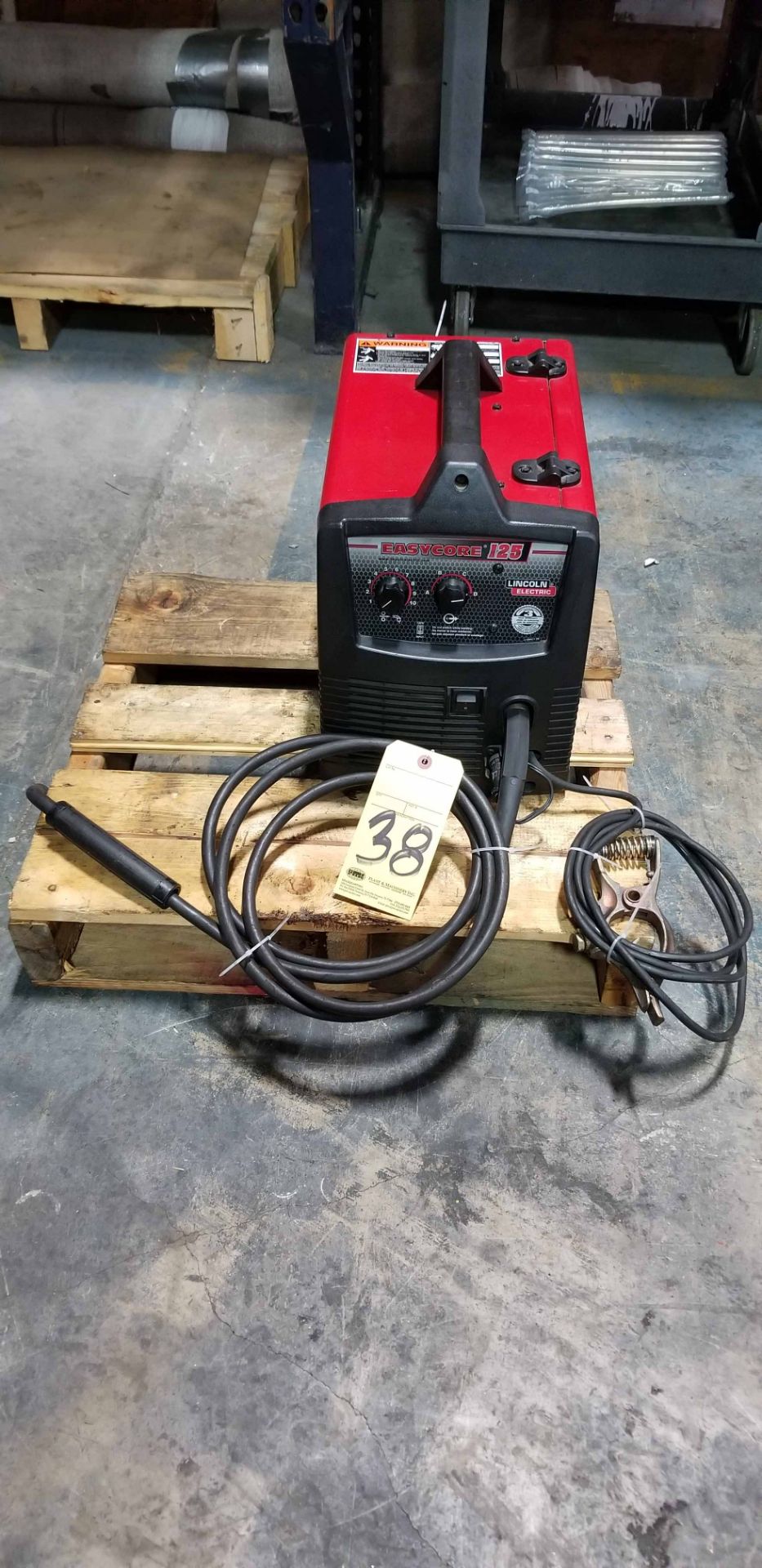 ELECTRIC MIG WELDER, LINCOLN ELECTRIC MDL. EASY-CORE 125