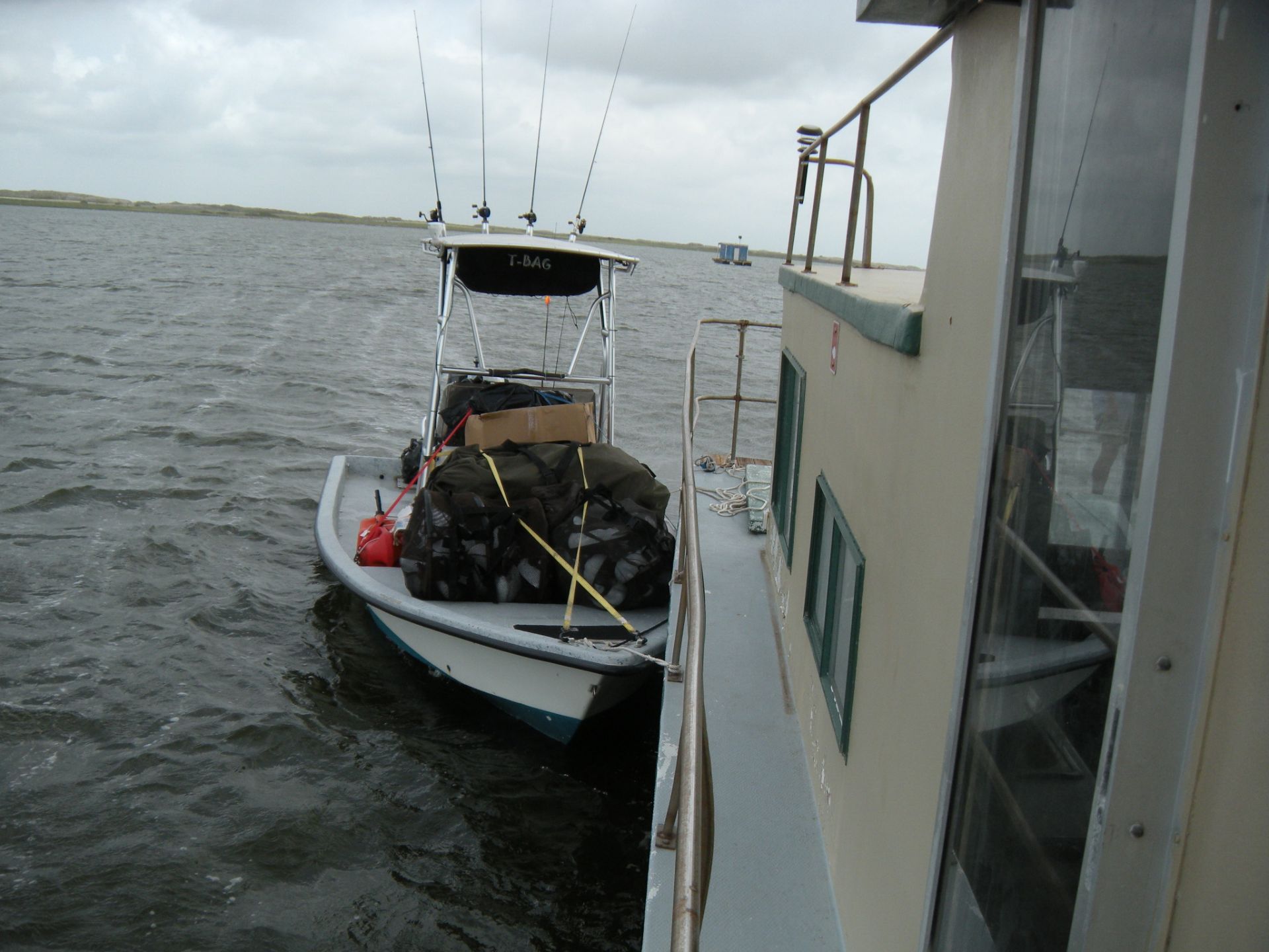 FLOATING CABIN WITH PERMIT, BAFFIN BAY, TX - Image 11 of 18