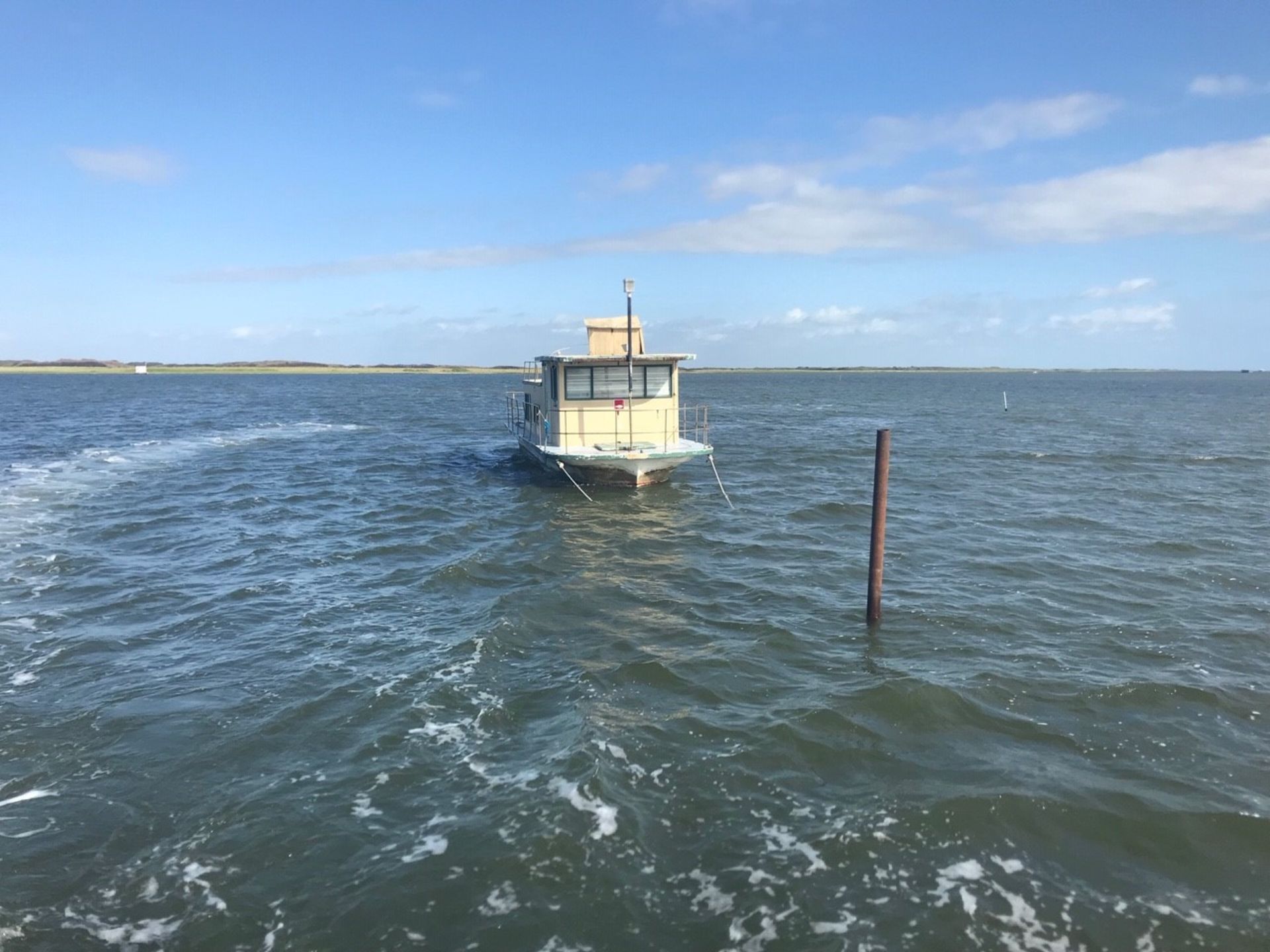 FLOATING CABIN WITH PERMIT, BAFFIN BAY, TX