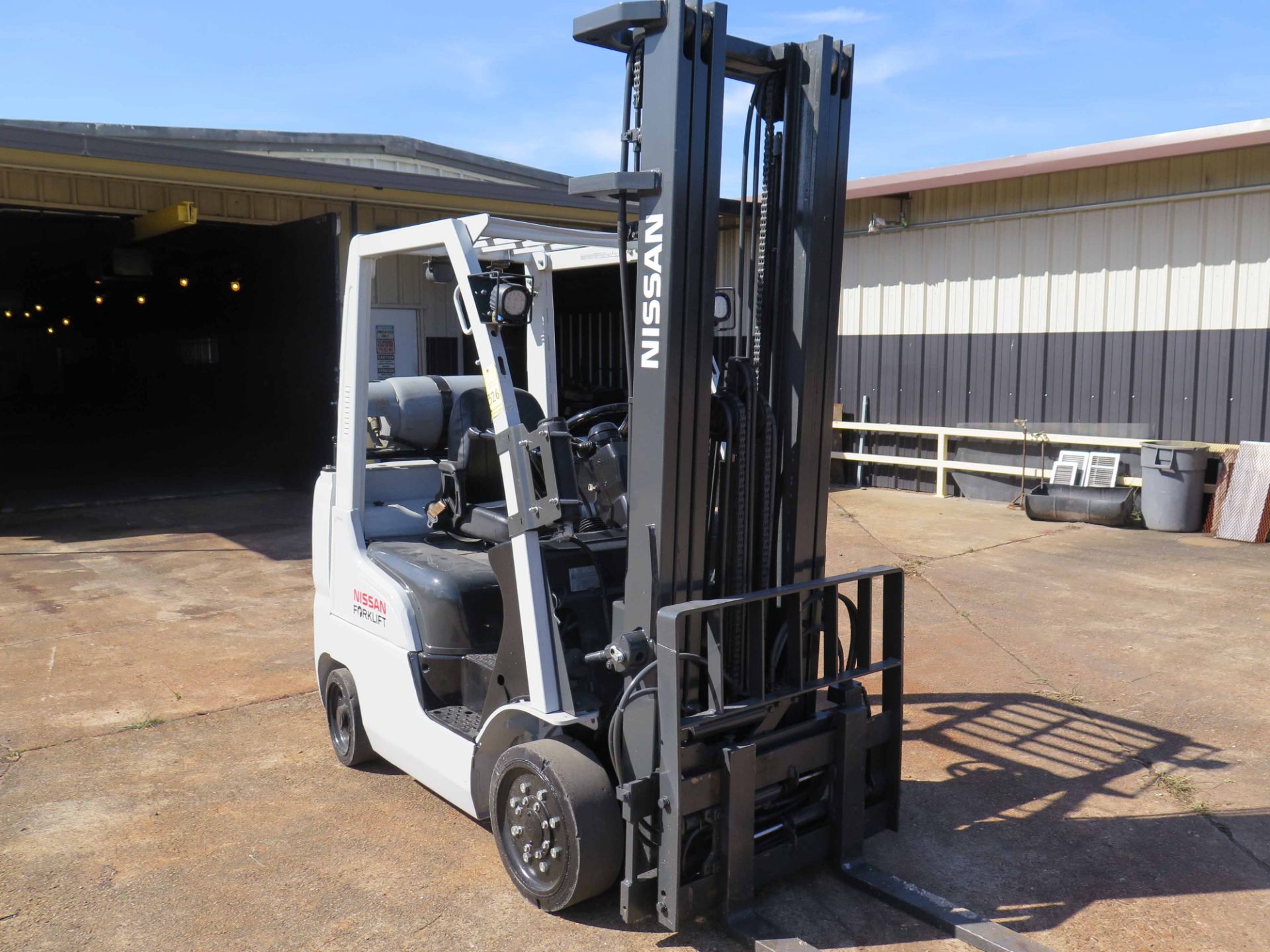 LPG FORKLIFT, NISSAN 5,000 LB. CAP. MDL. MCP1F2A25LV, new 2013, LPG, 3-stage mast, 238" max. lift - Image 2 of 9