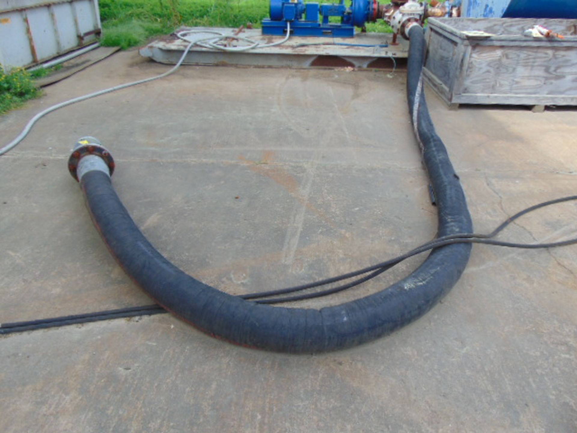 LOT CONSISTING OF: hoses & fittings