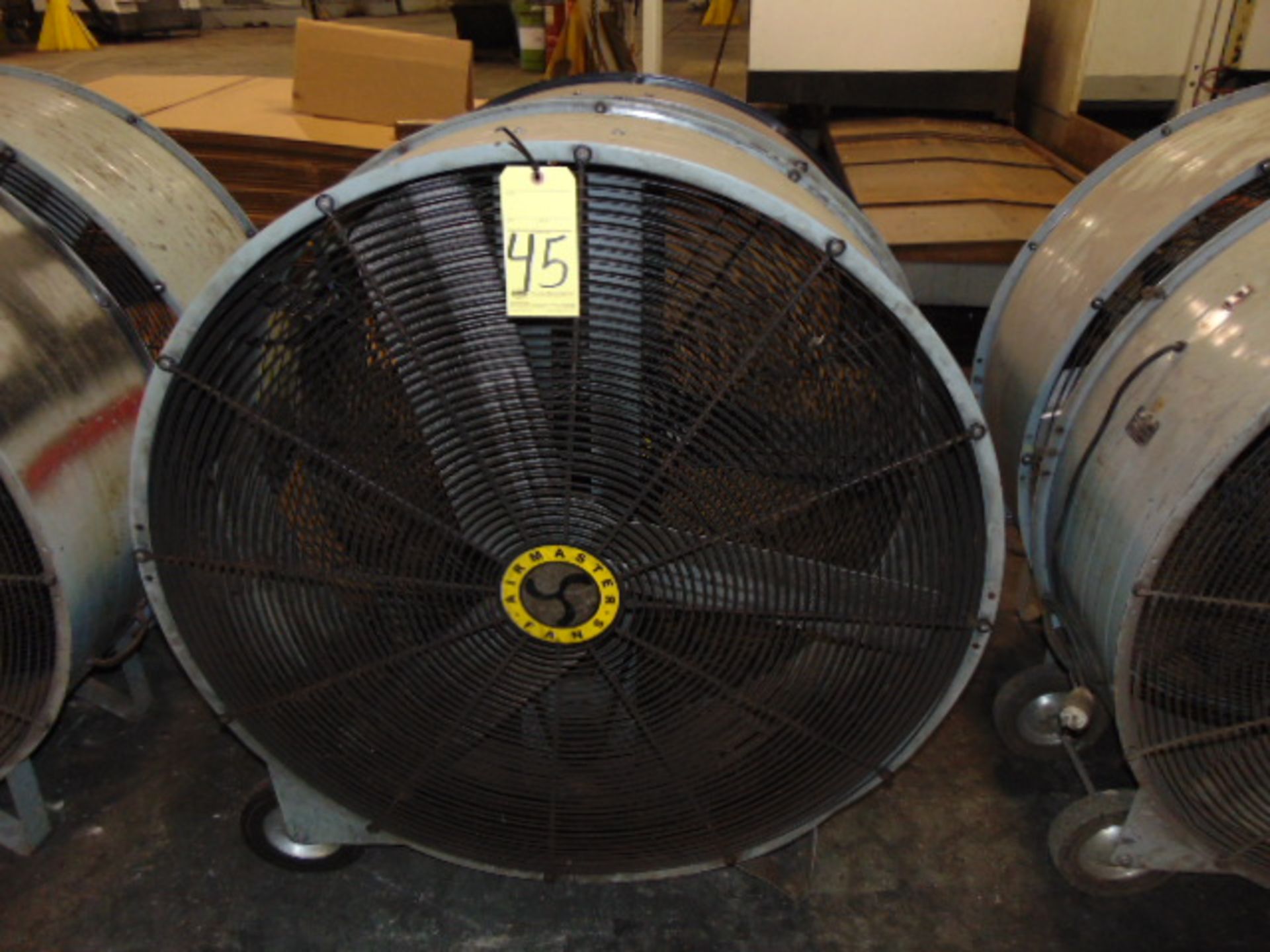 LOT OF CIRCULAR FANS (2), MASTER AIR 42"