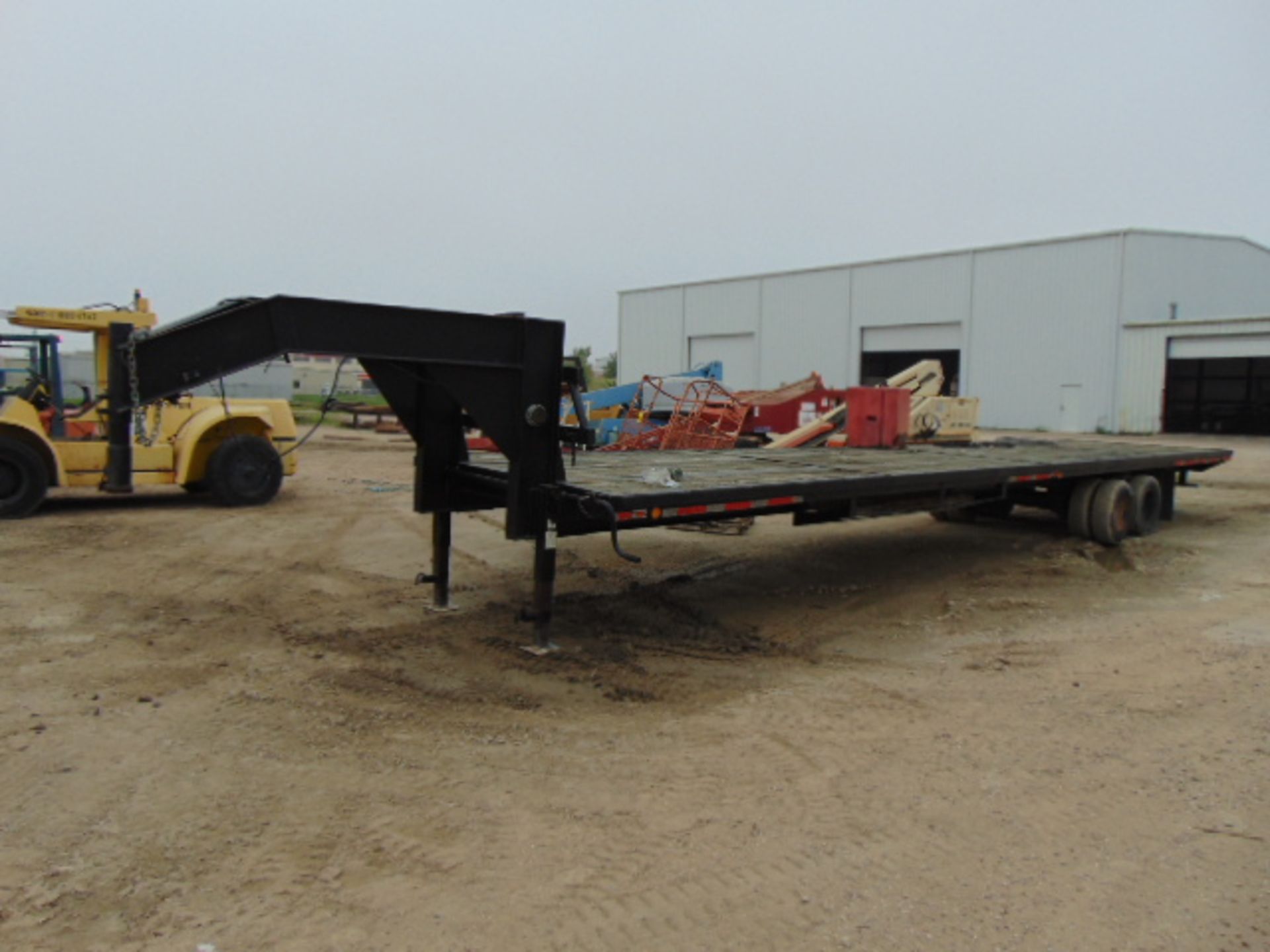 GOOSENECK YARD TRAILER, 40', wood deck, tandem axle (No title - for yard use only)