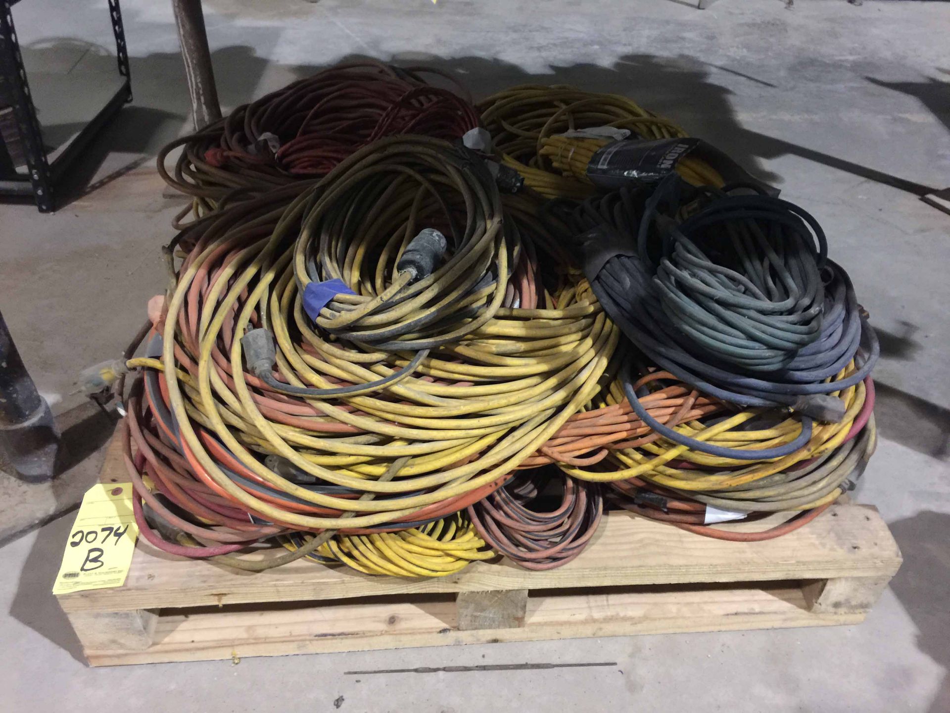 LOT OF EXTENSION CORDS