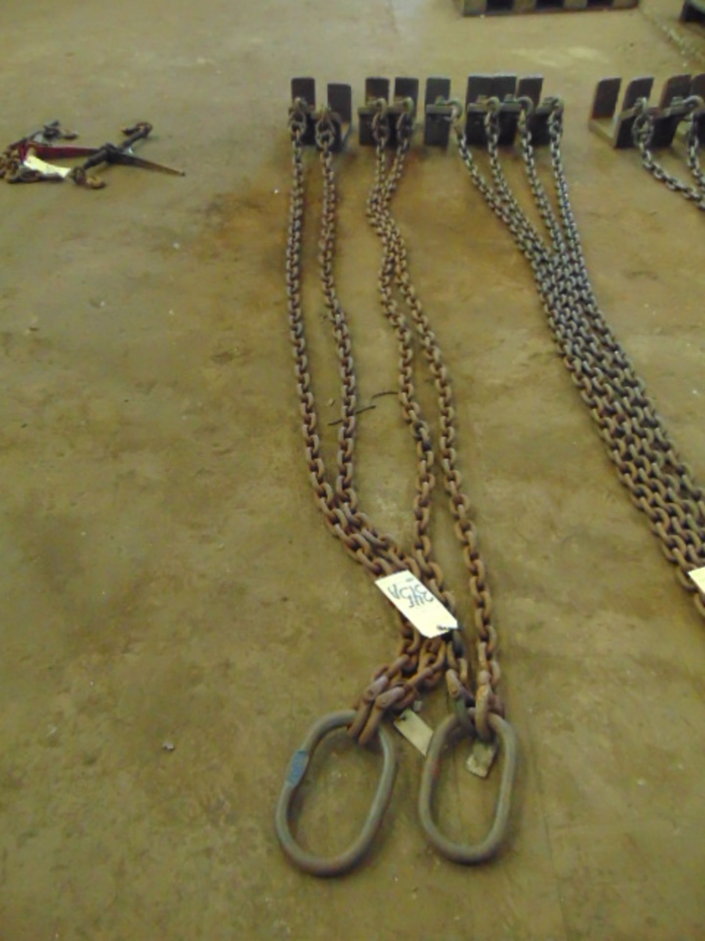 LOT OF H.D. 2-HOOK CHAINS (2)