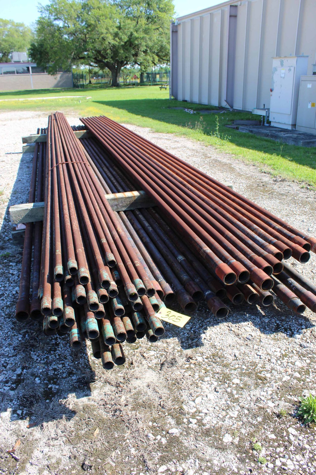 LOT OF DOWNHOLE TUBULARS, assorted, approx. (30) 2-5/8" & approx. (45) 1-5/8"