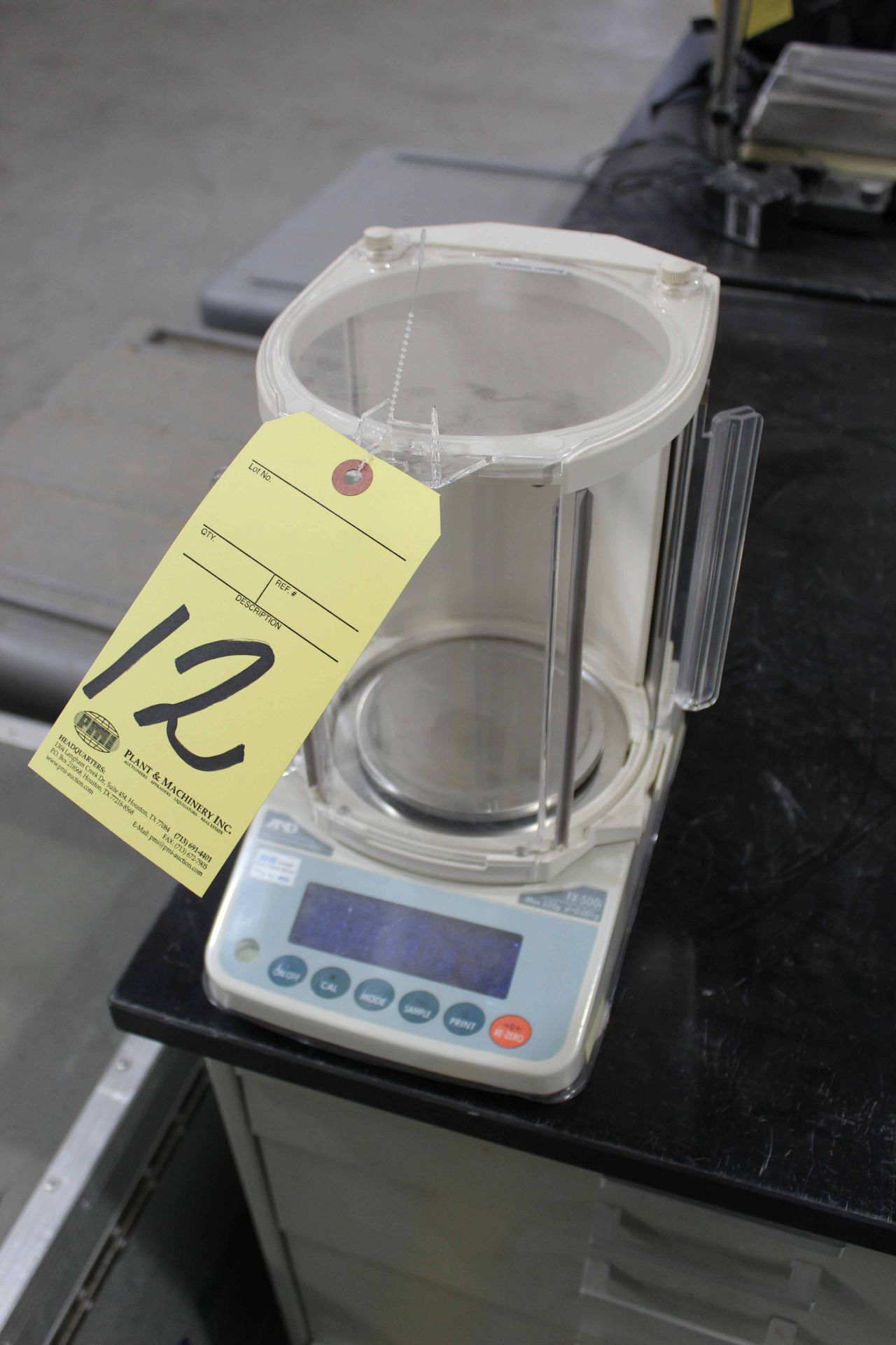 DIGITAL BALANCE SCALE A&D COMPANY MDL. FX500I, 520 gram max.