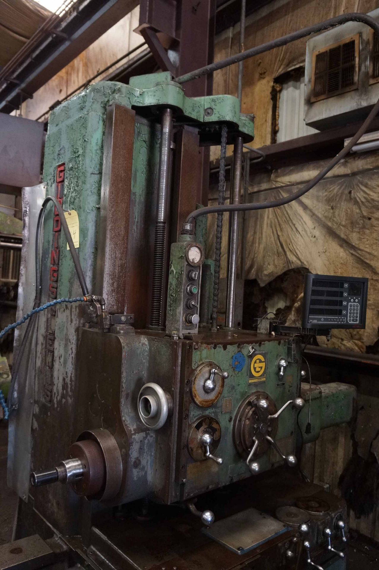 TABLE TYPE HORIZONTAL BORING MILL, 3” GIDDINGS & LEWIS MDL. 300T, 30” x 48” table, 3” spdl. dia., - Image 2 of 6