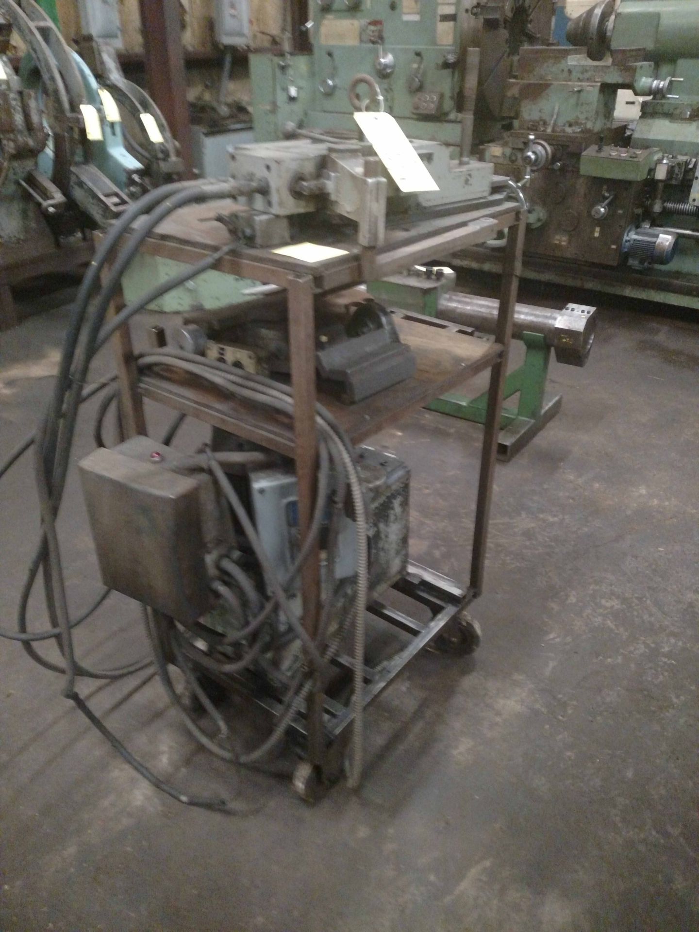 HYDRAULIC TRACER UNIT FOR ENGINE LATHES