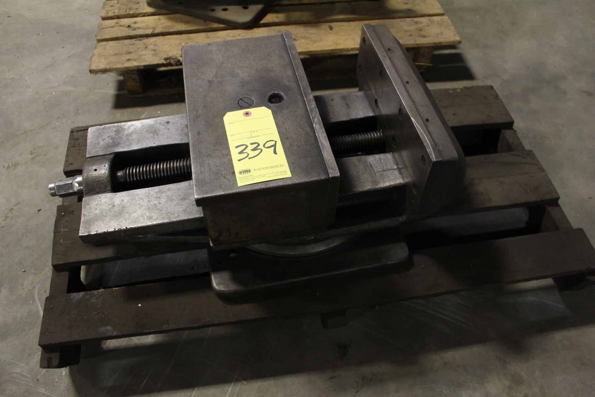 MACHINE VISE, 15", H.D.