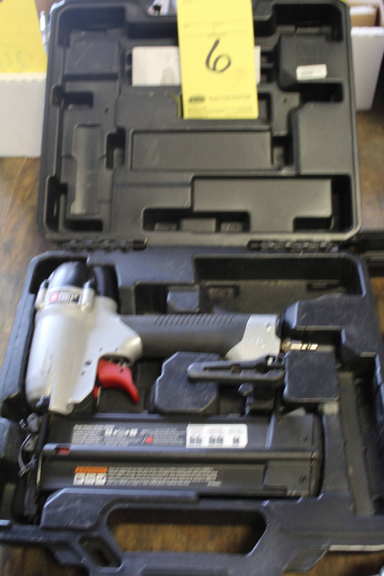 PNEUMATIC NAIL GUN, PORTER CABLE, w/case