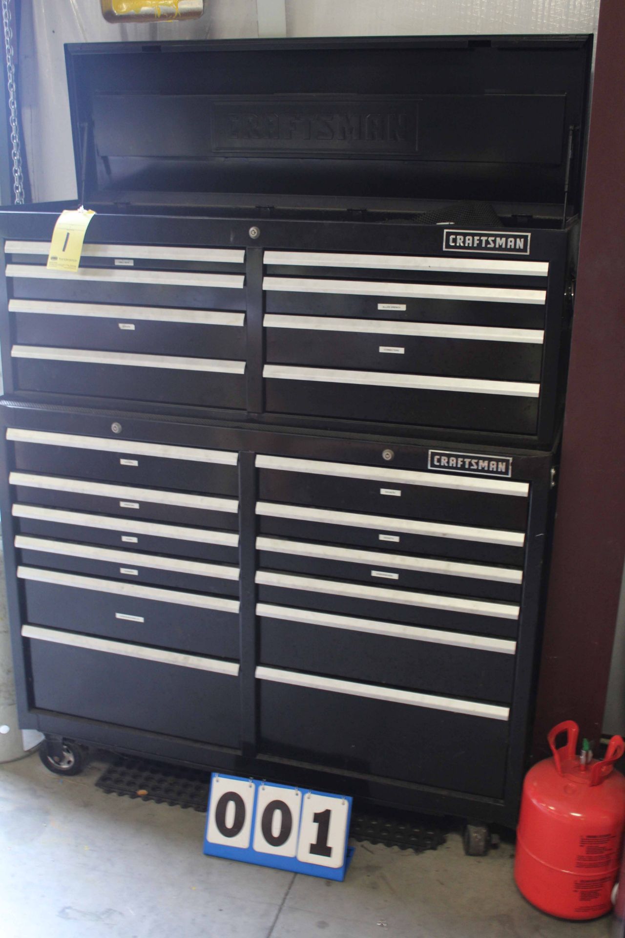 PORTABLE MECHANICS TOOLBOX, CRAFTSMAN, 20-drawer