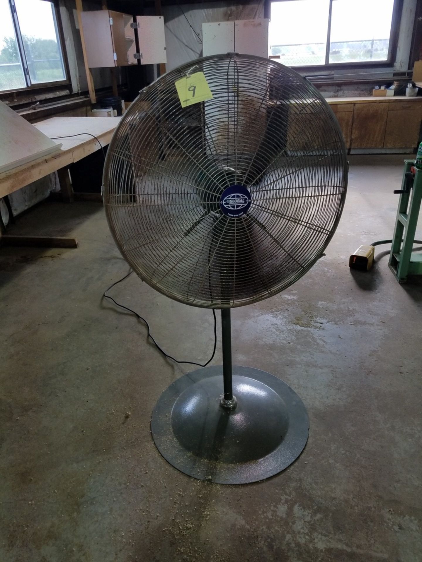 PEDESTAL FAN, GLOBAL 36"