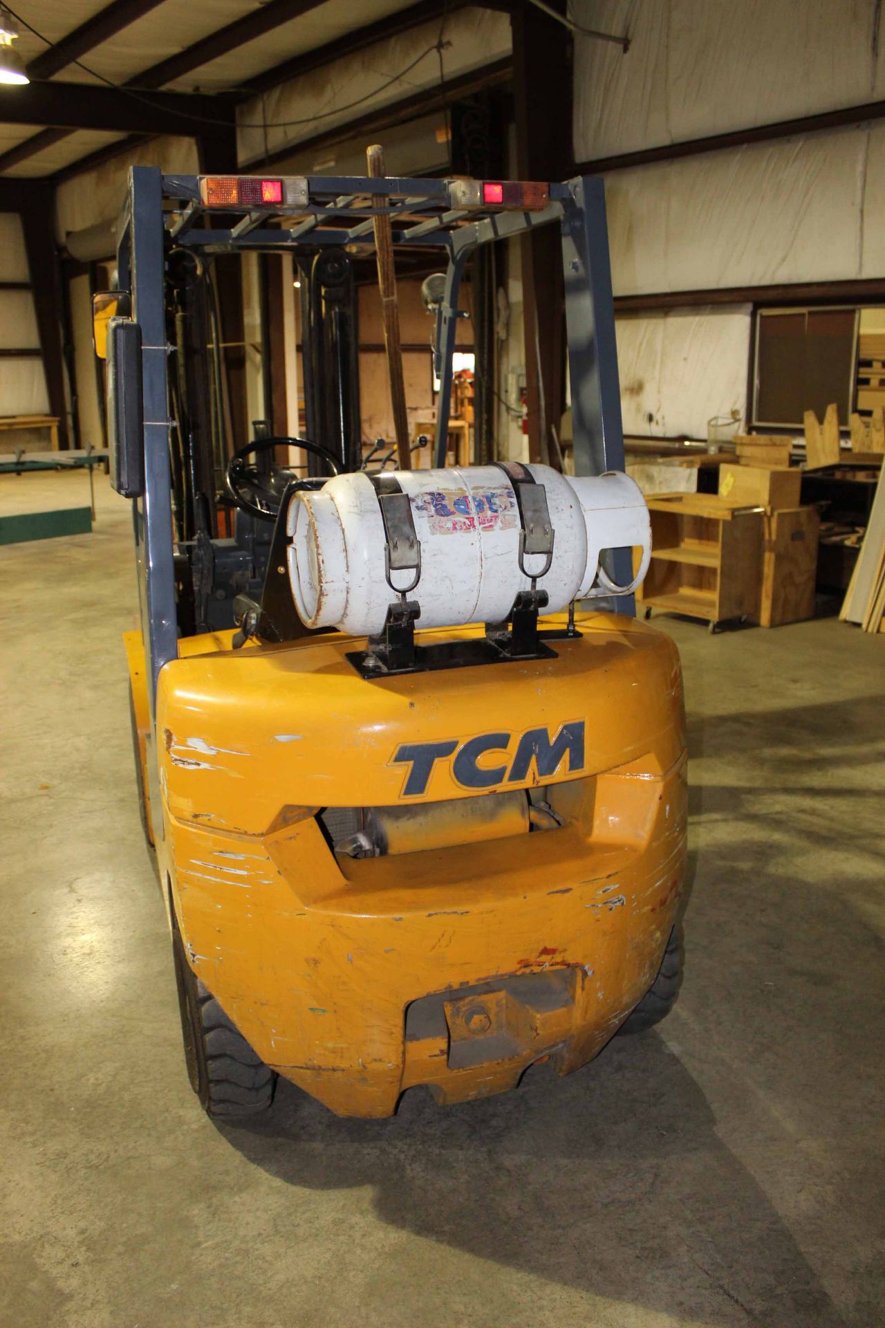 FORKLIFT, TCM 3,400 LB. CAP. MDL. FG25T7L, 3-stage mast, 199" lift ht., side shift, 4,783 H.O.M., - Image 3 of 4