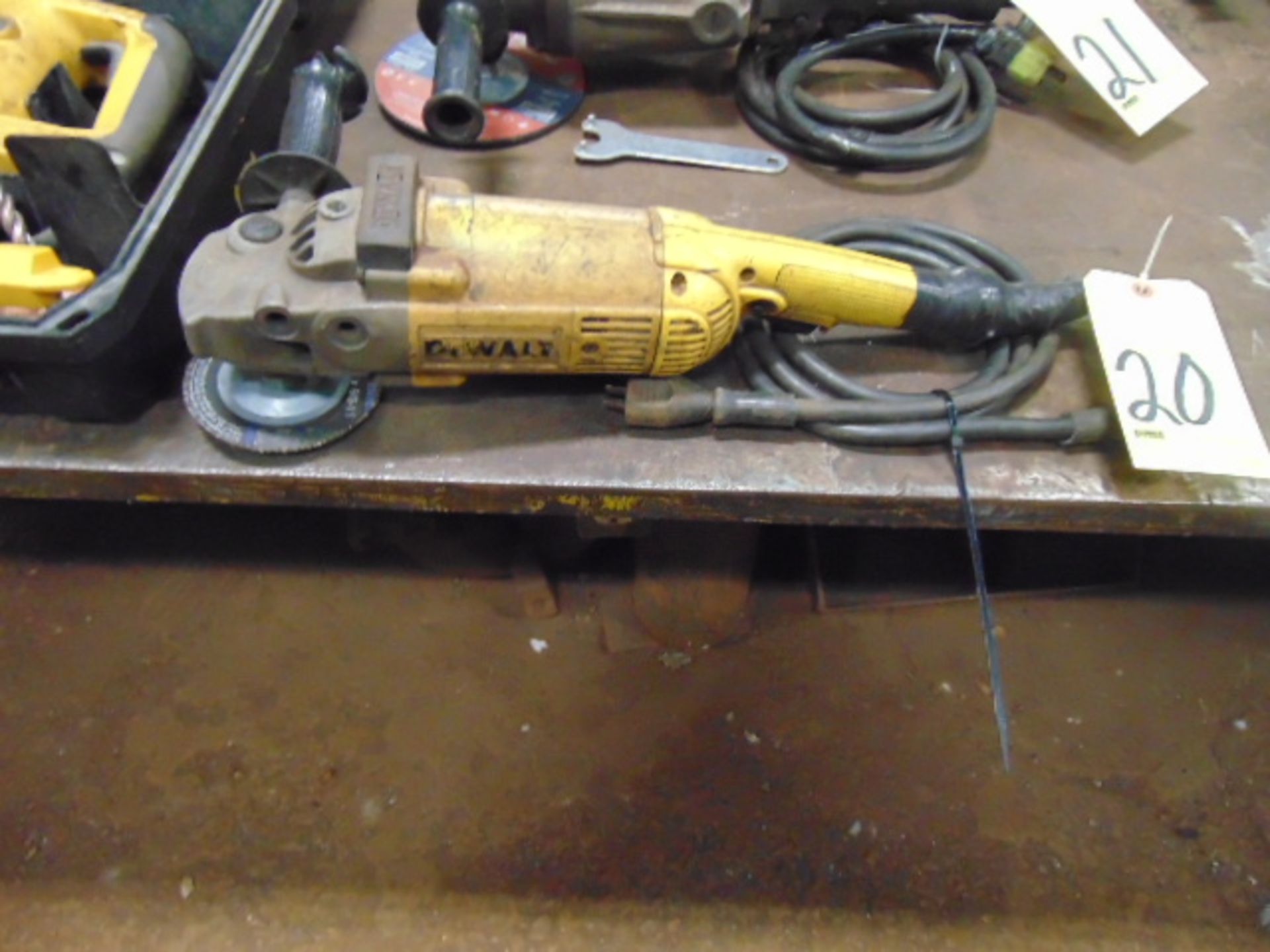 RIGHT ANGLE GRINDER, DEWALT 7"