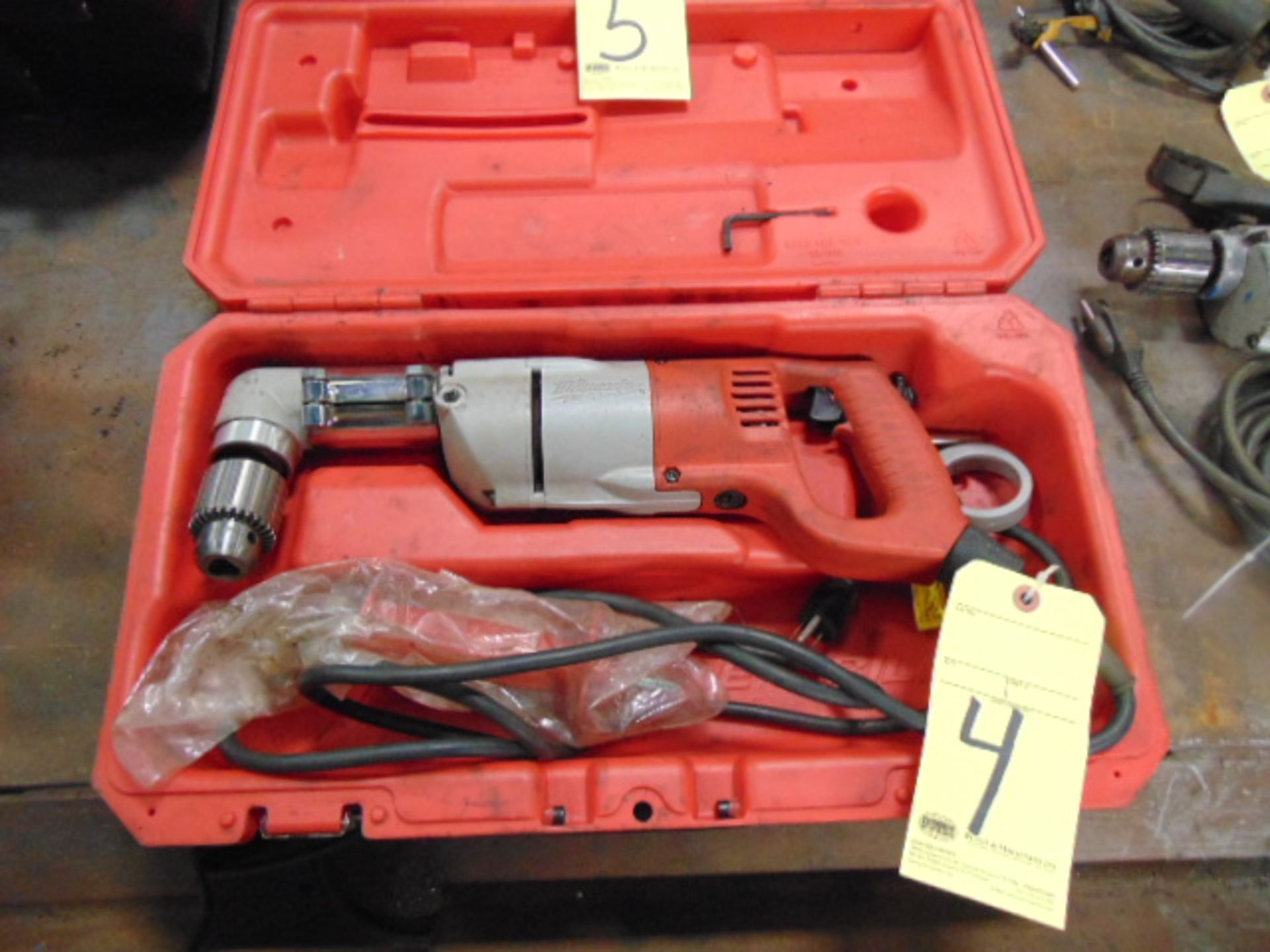 RIGHT ANGLE ELECTRIC DRILL, MILWAUKEE