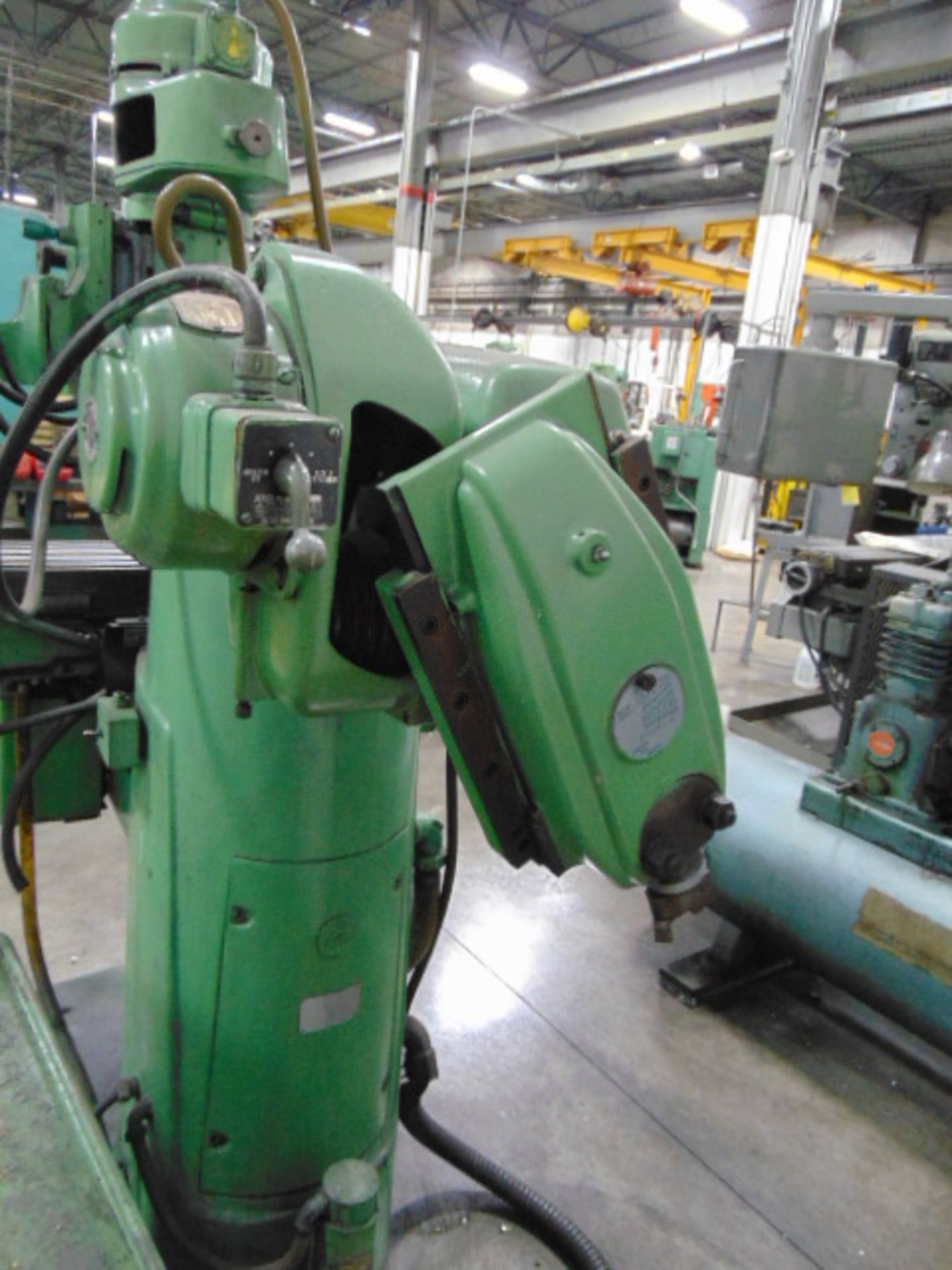 HYDRAULIC DUPLICATOR MILL, CINCINNATI CONTOUR MASTER, belt driven head, spds: 215-5650 RPM, 10” x - Image 10 of 12