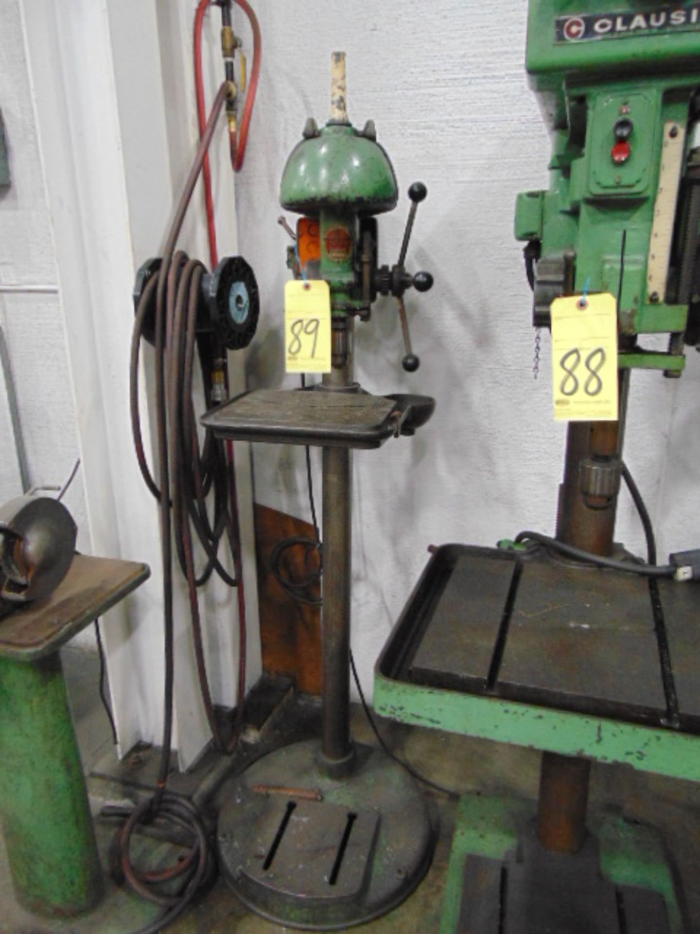 PEDESTAL DRILL PRESS, WALKER TURNER, 15"