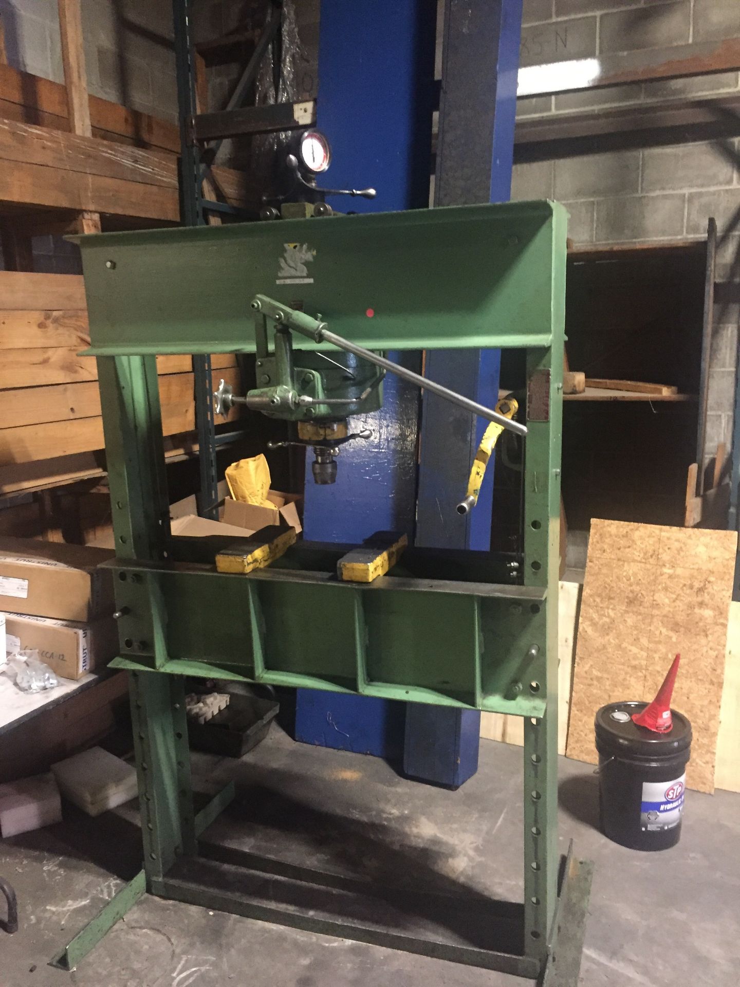 HYDRAULIC PRESS, DAKE 75 T. CAP. MDL. 75H, 4-1/2" ram travel, 44" dist. btn. uprights (Location P: