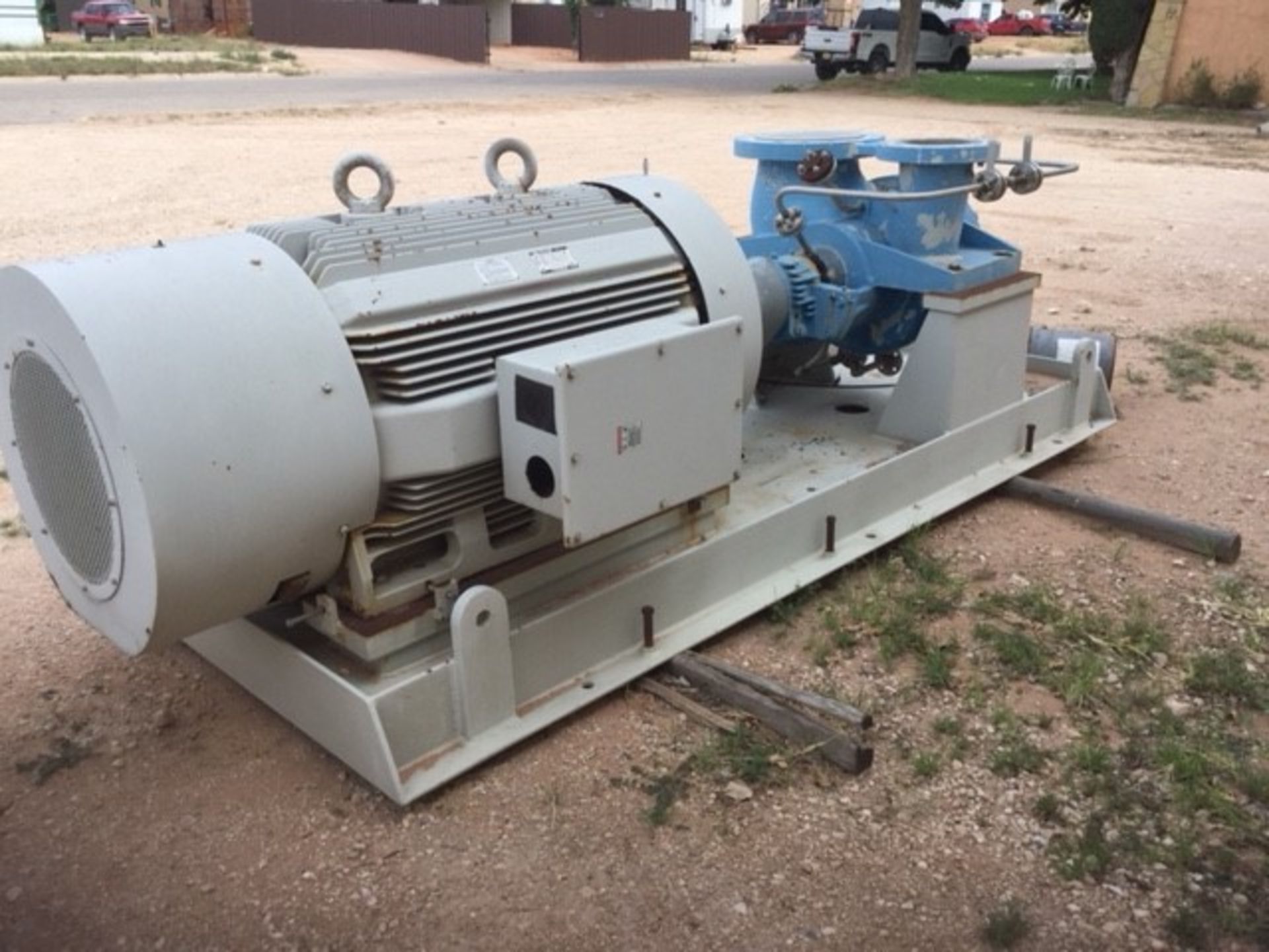 HIGH VOLUME PUMP, GOULDS (Rebuilt) 8X12-15A, Flowserve mechanical seats, Toshiba 600 HP motor, 3,600