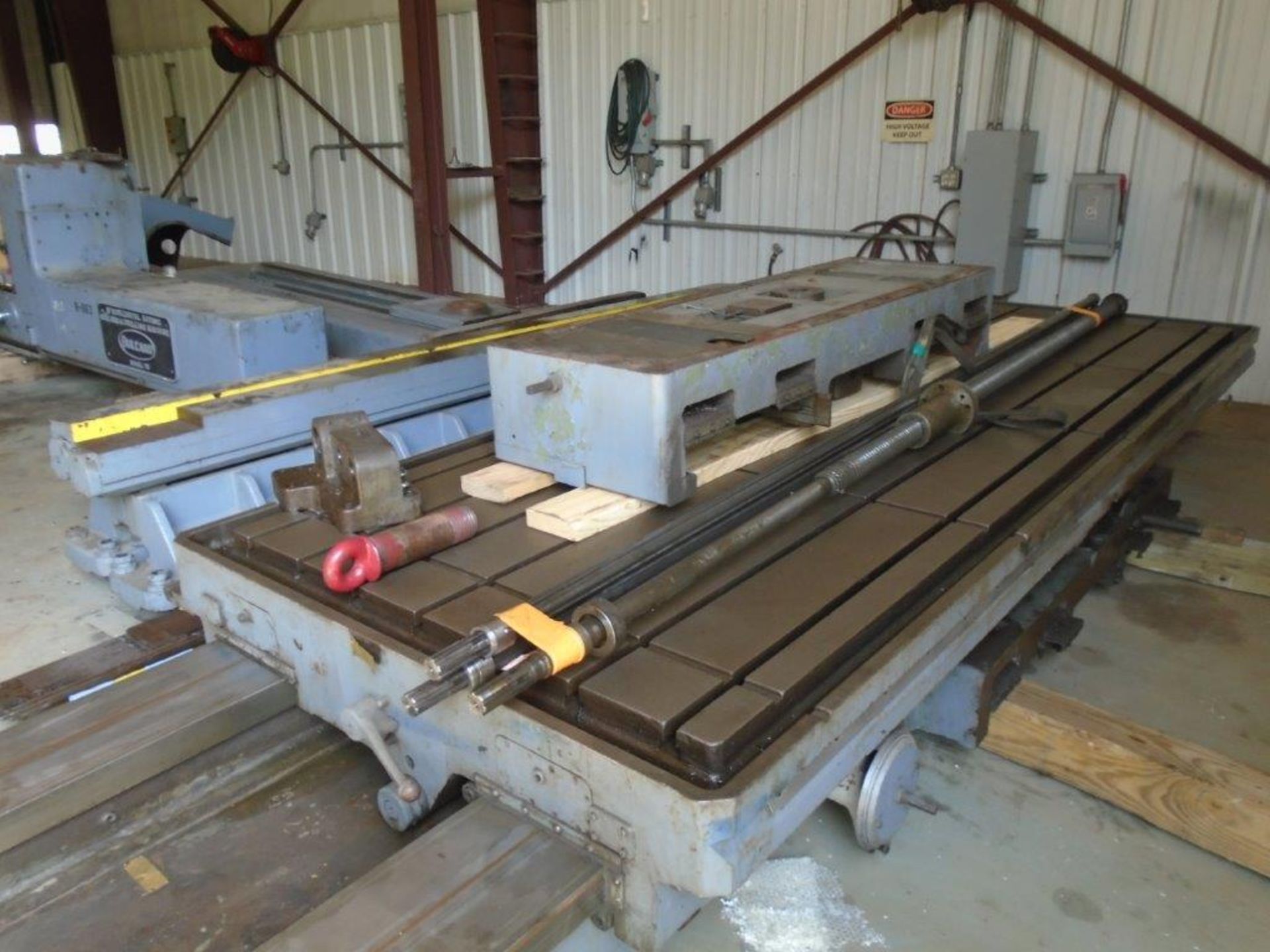 TABLE TYPE HORIZONTAL MILL, BULLARD 5" MDL. 75, 54" x 140" table, 72" vert. travel, outboard suppt., - Image 9 of 25