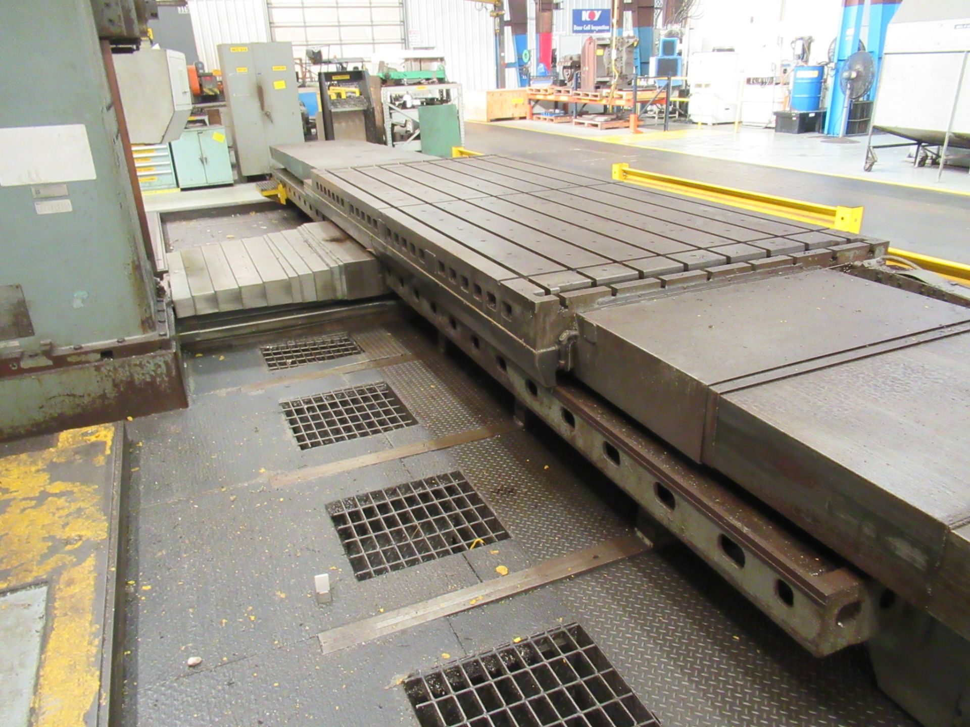 CNC HORIZONTAL BORING MILL, 6" GIDDINGS & LEWIS MDL. H60-T, 60" x 120" plain table, 168" X, 156" Y- - Image 8 of 12